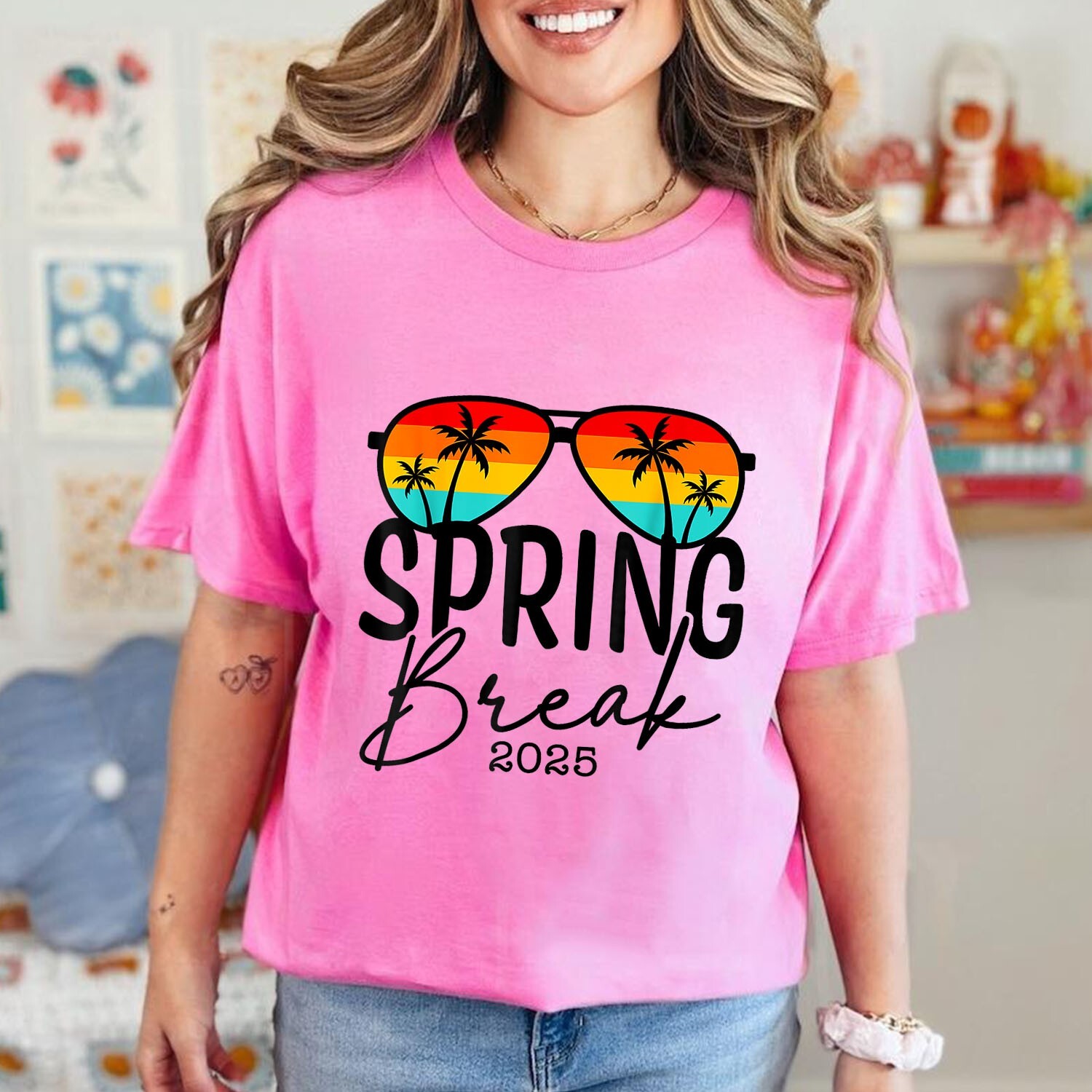 Aesthetic 2025 Spring Break Friends Family Tee Men Women T-Shirt gallery