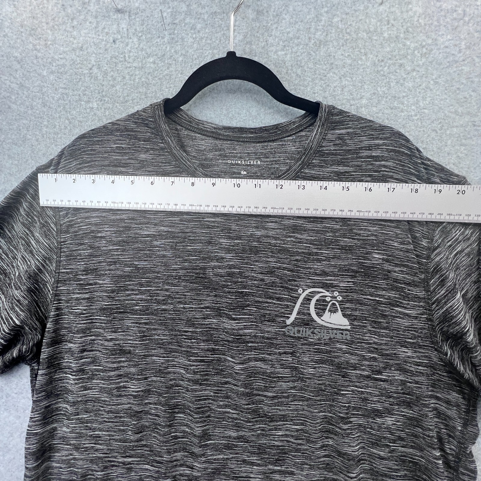 Quicksilver Mens Size Large Gray Striped Breathable Stretchable Shirt gallery