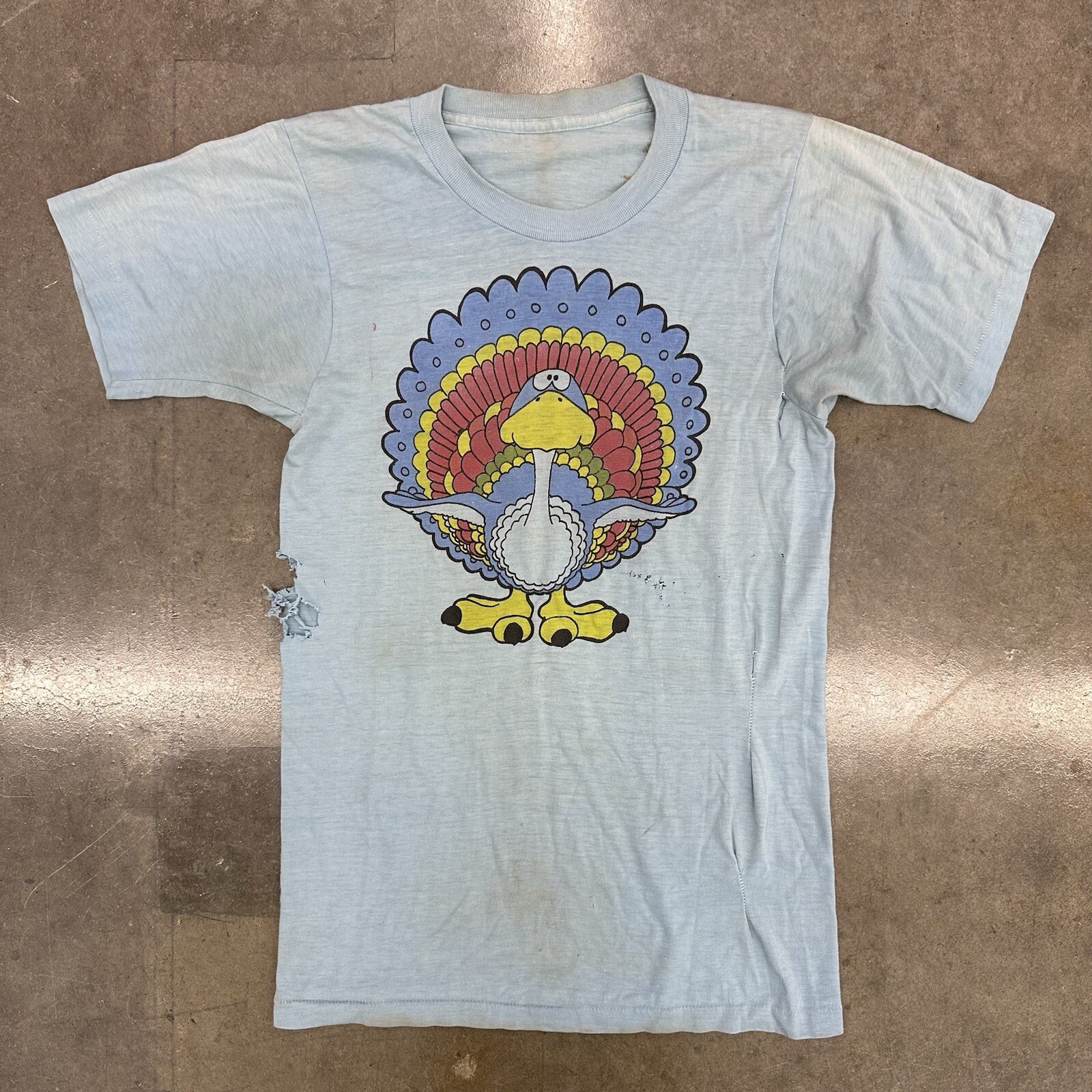 Vintage 80s Outdoor Sports Ski Shop Virginia Beach T Shirt 80s Distressed Medium gallery