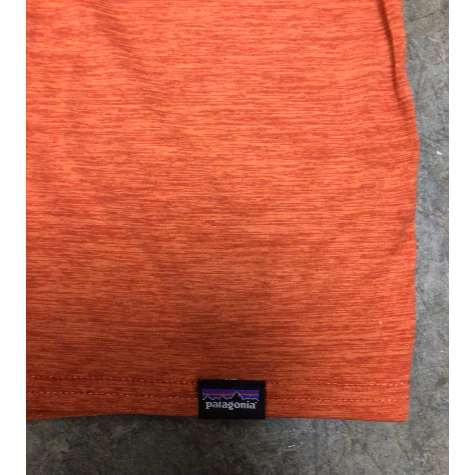 Men's Patagonia M Short Sleeve Shirt. Light weight, gallery