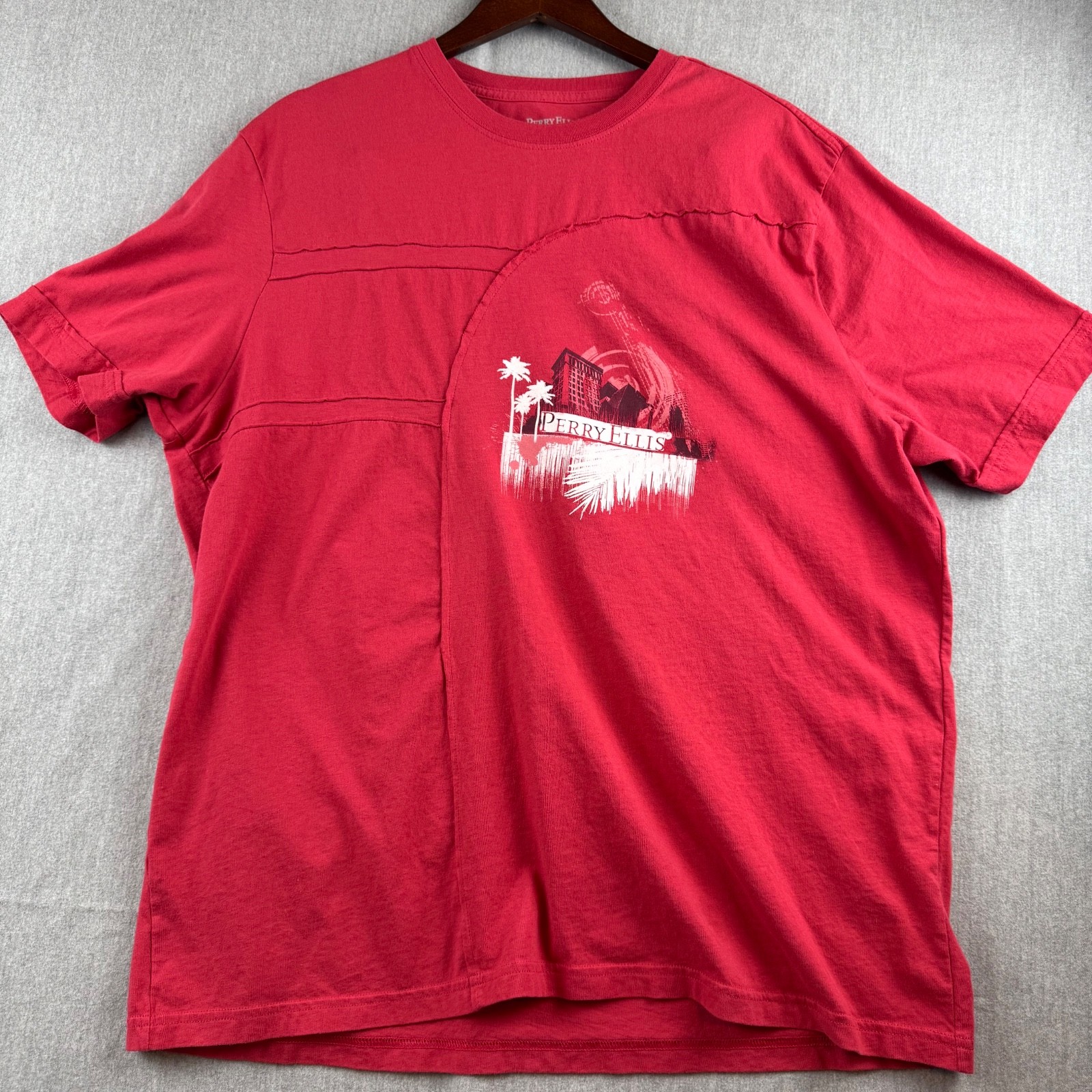 Perry Ellis T-Shirt Men’s XXL Raspberry Red Graphic Short Sleeve NWT Cotton