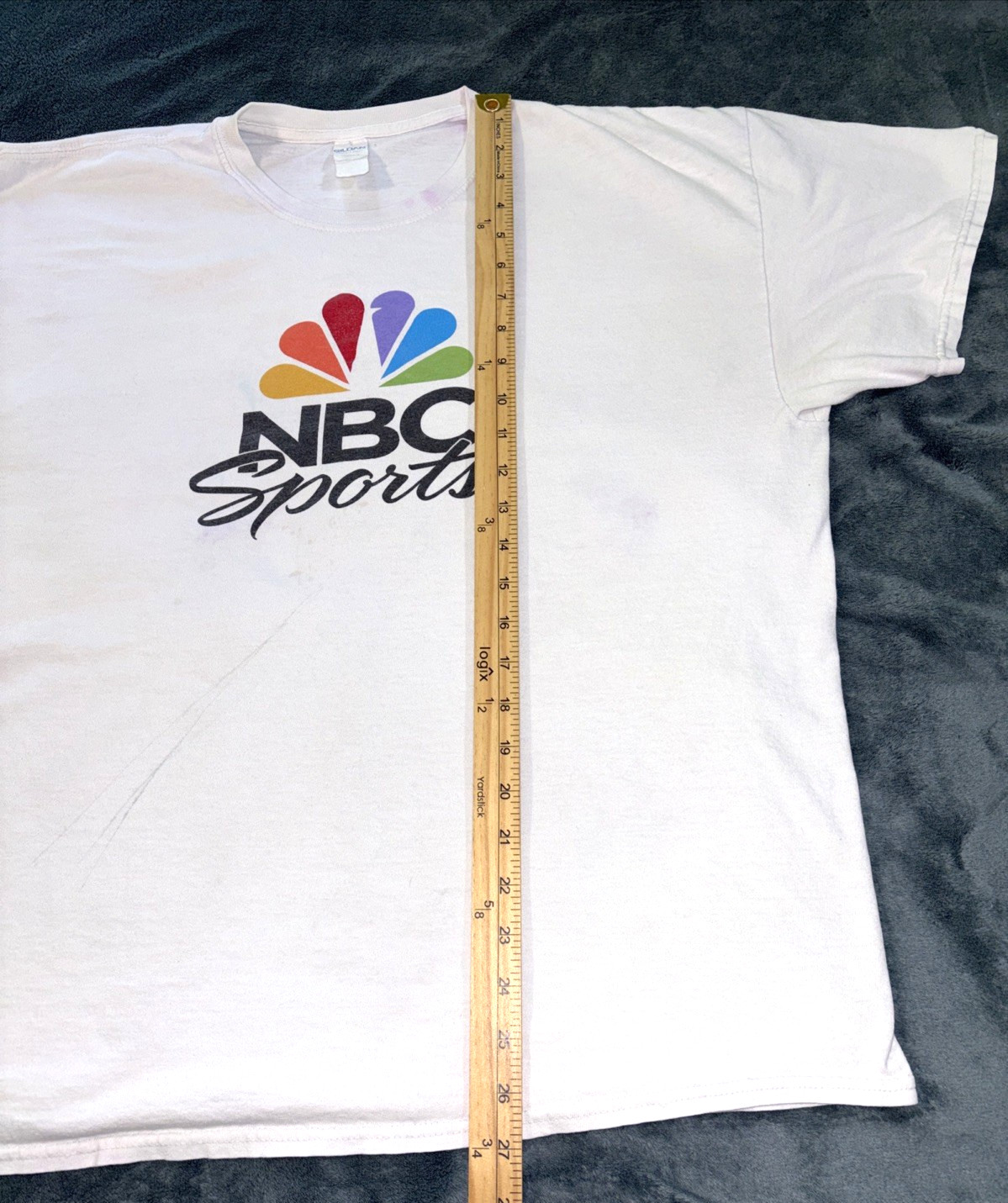 Vintage Gildan Activewear NBC Sports Single Stitch Tshirt Retro XL Sports gallery