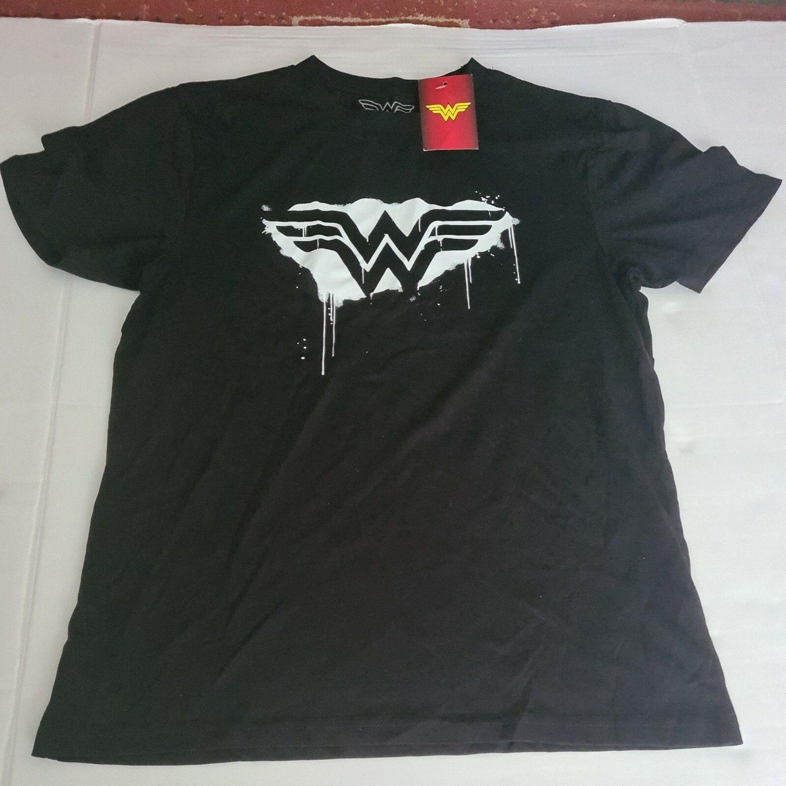 Wonder woman 1984 Tshirt Black And White Print Mens Small gallery
