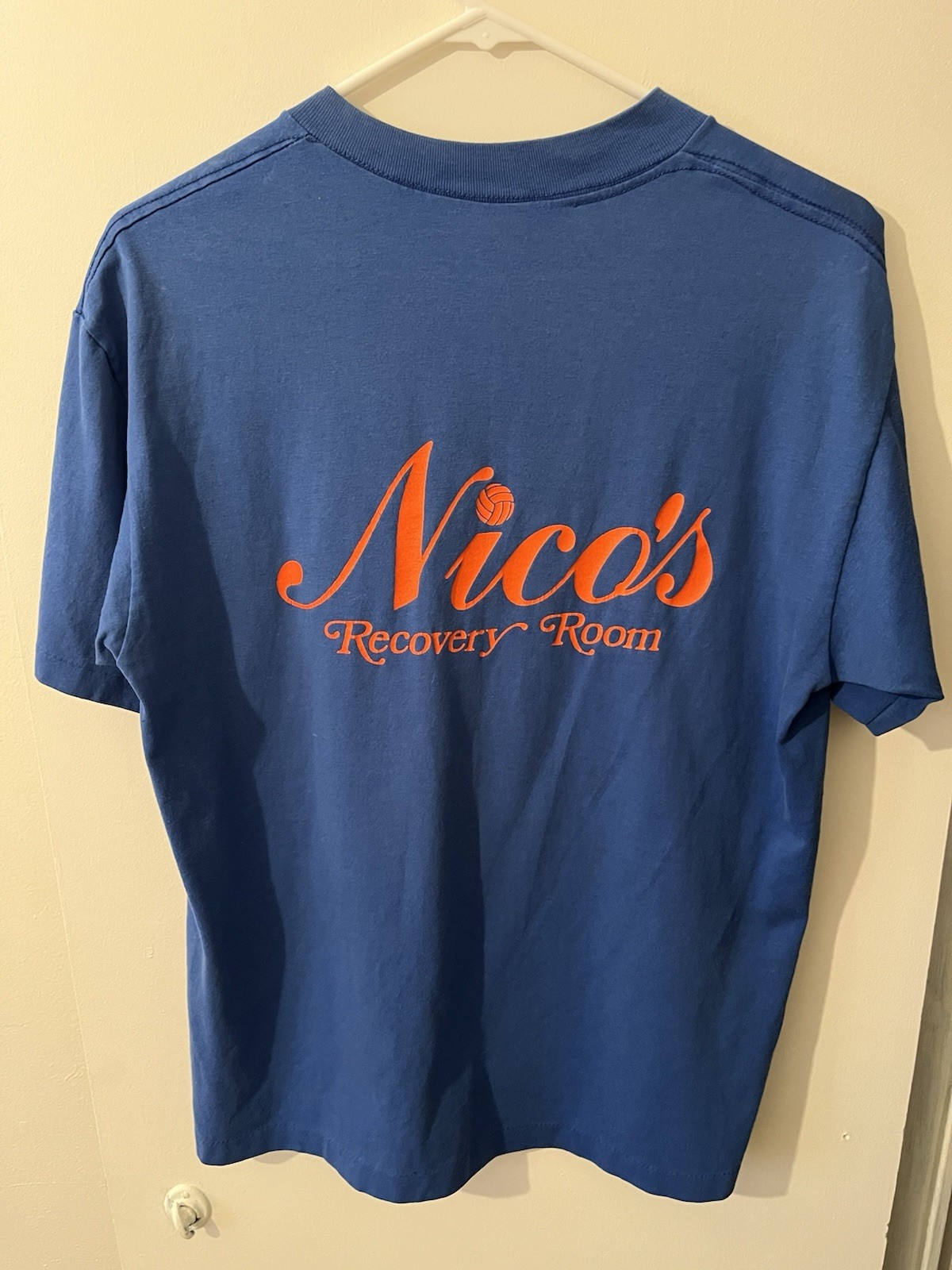 Vintage 80s 90s California Raisins Nico’s Recovery Room Pittsburgh Bar T-Shirt gallery