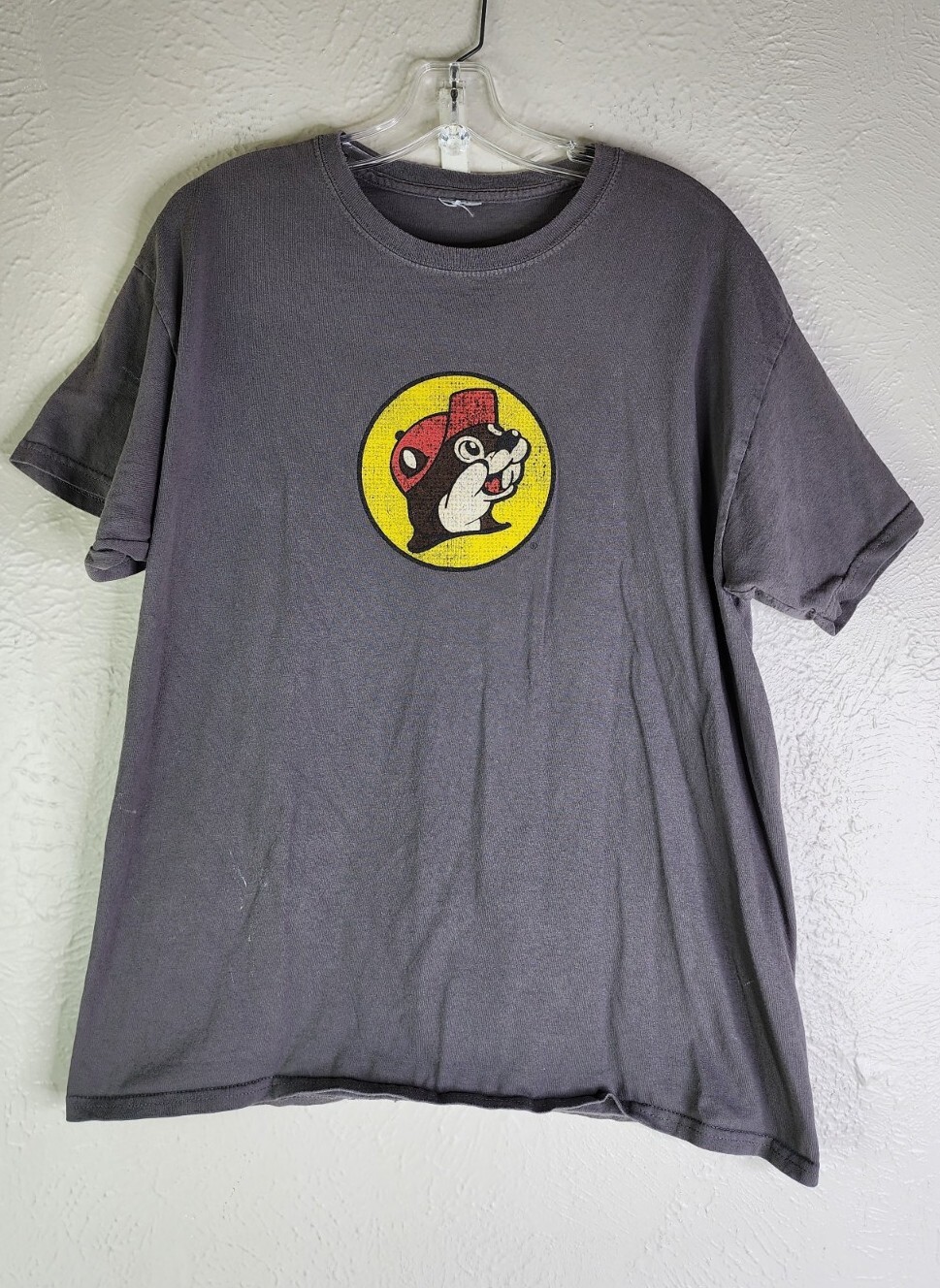 Buc-ees Gray Shirt L? texas Flag Est 1982 Logo Beaver distressed see measurement gallery