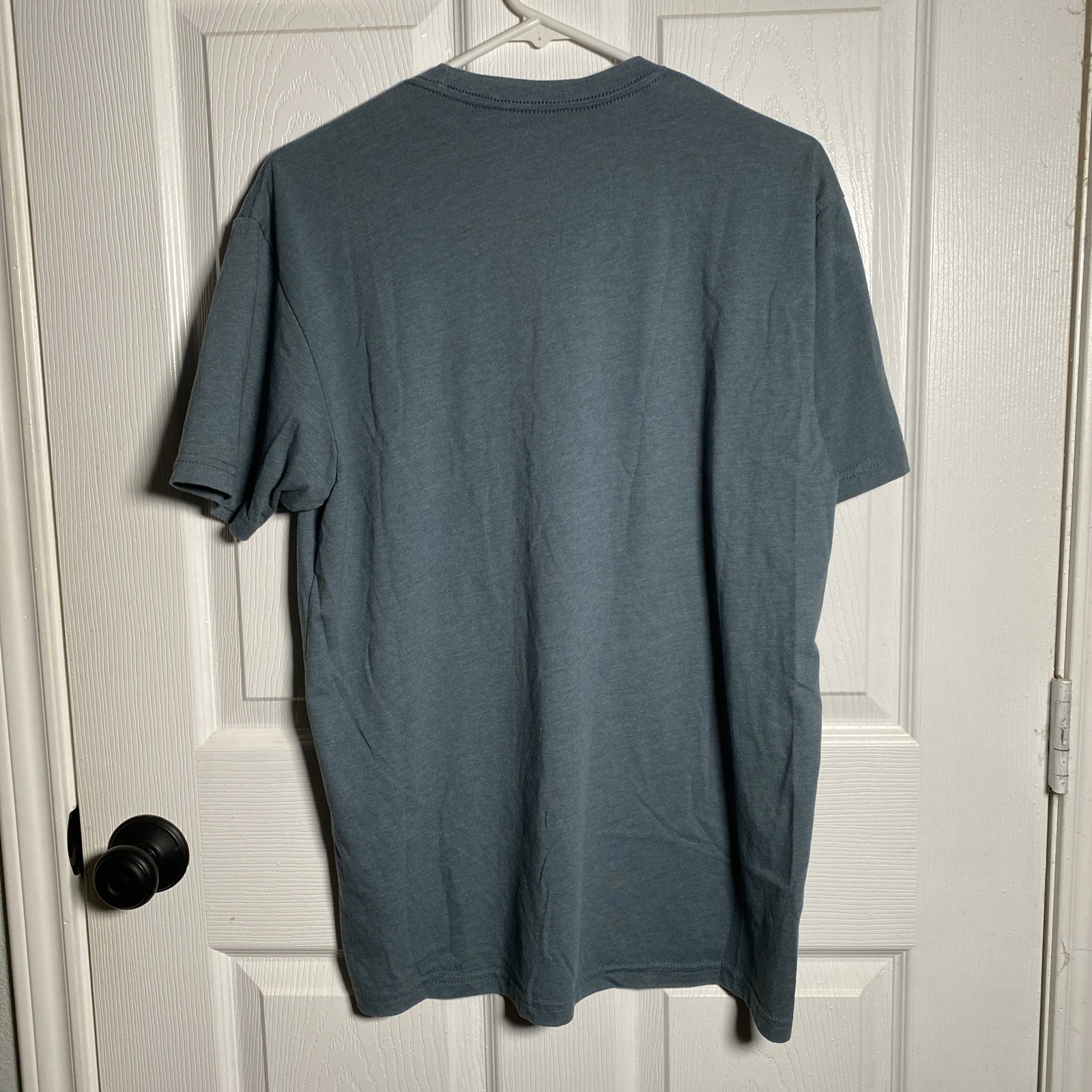 HITCHHIKER’S GUIDE TO THE GALAXY Licensed Book Cover T-Shirt Large Rare gallery