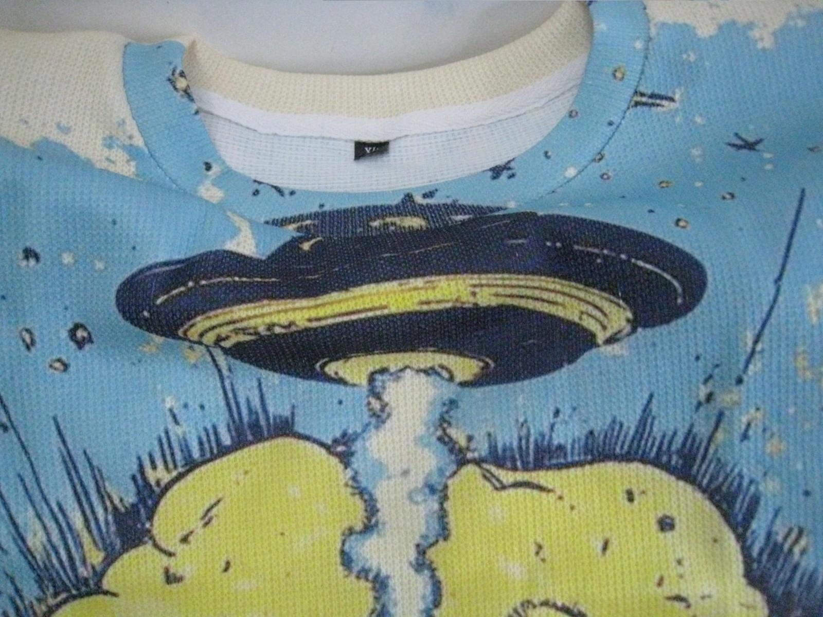 Cat playing guitar smoking UFO long sleeve pullover crew neck shirt MENS XL poly gallery