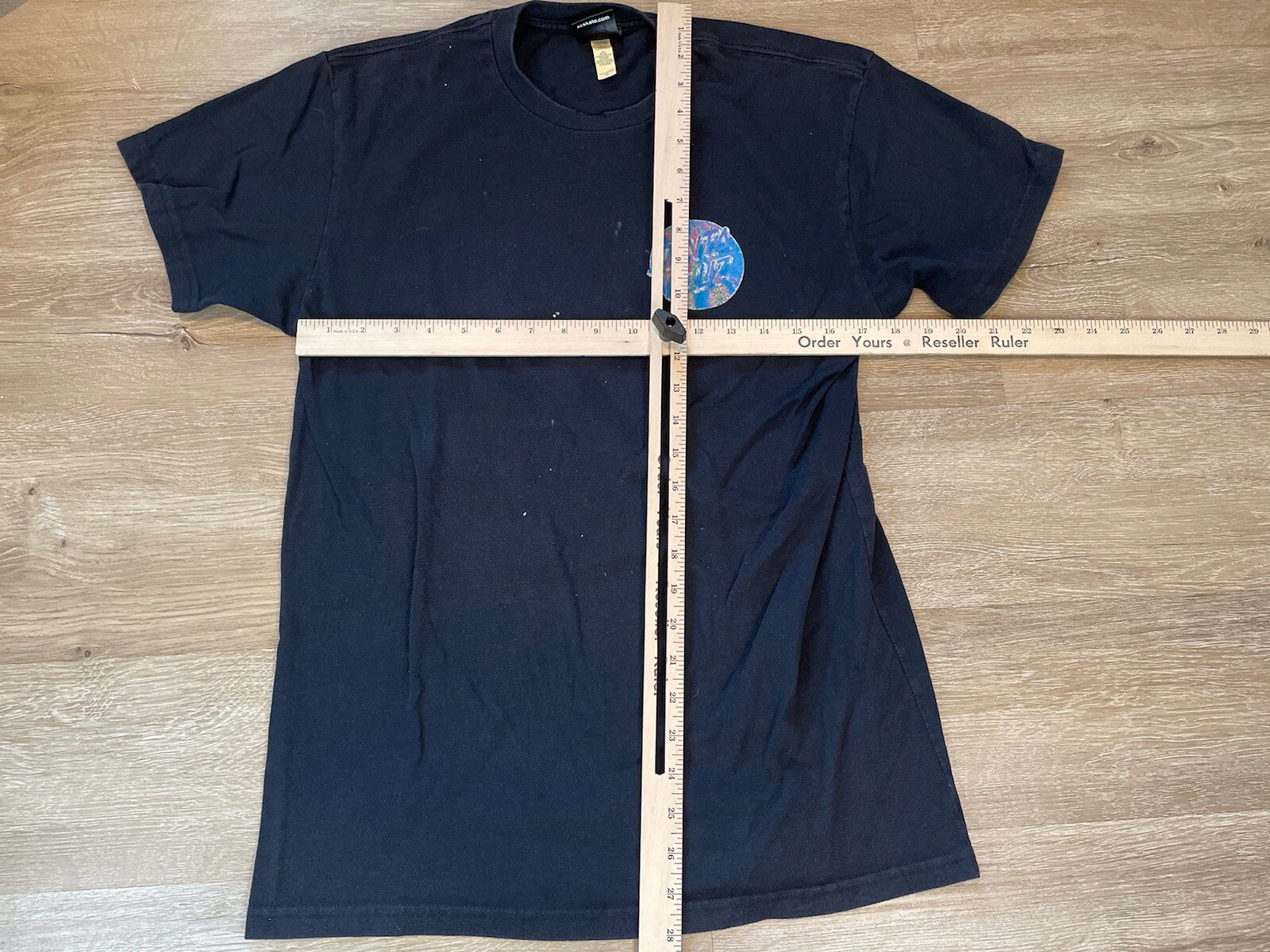 Men’s Santa Cruz Skateboards Shirt Sz M Short Sleeve Crew Neck T-shirt Black gallery