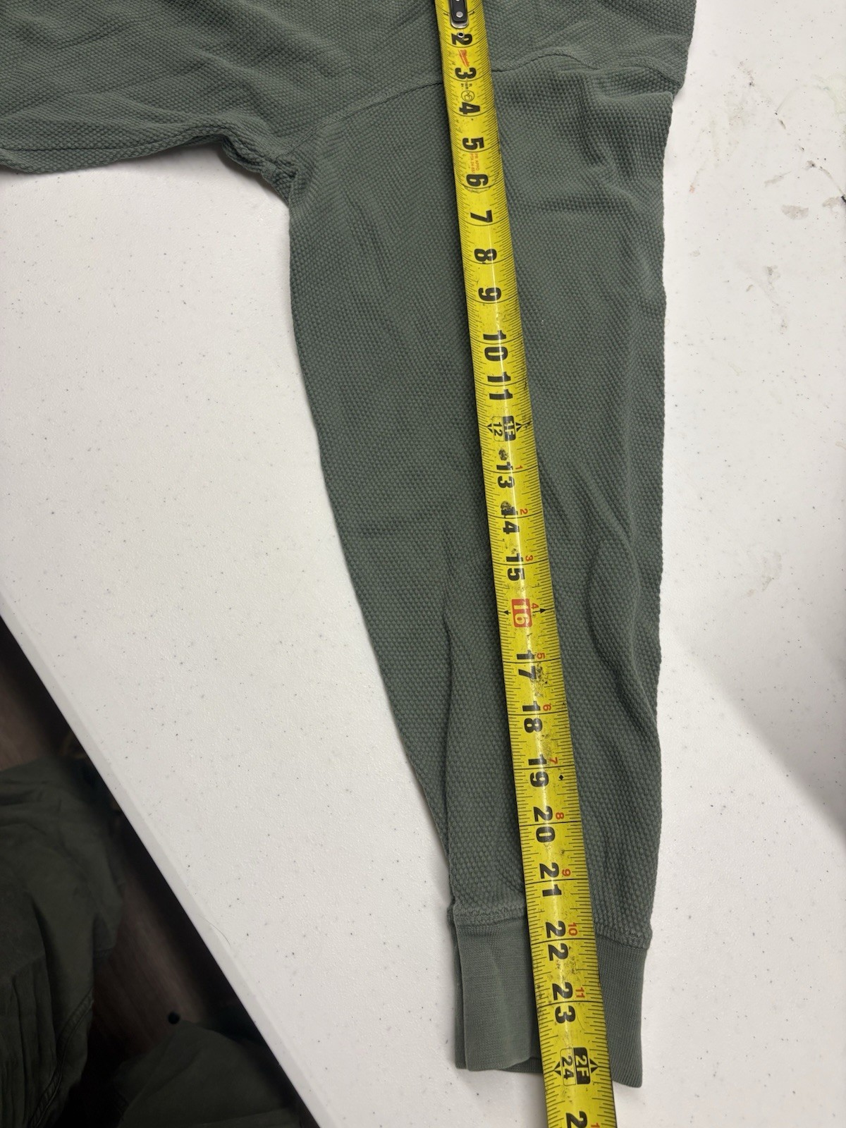 Vintage Cabela’s Outdoor Gear Waffle Knit Thermal Henley Shirt XL Olive USA gallery