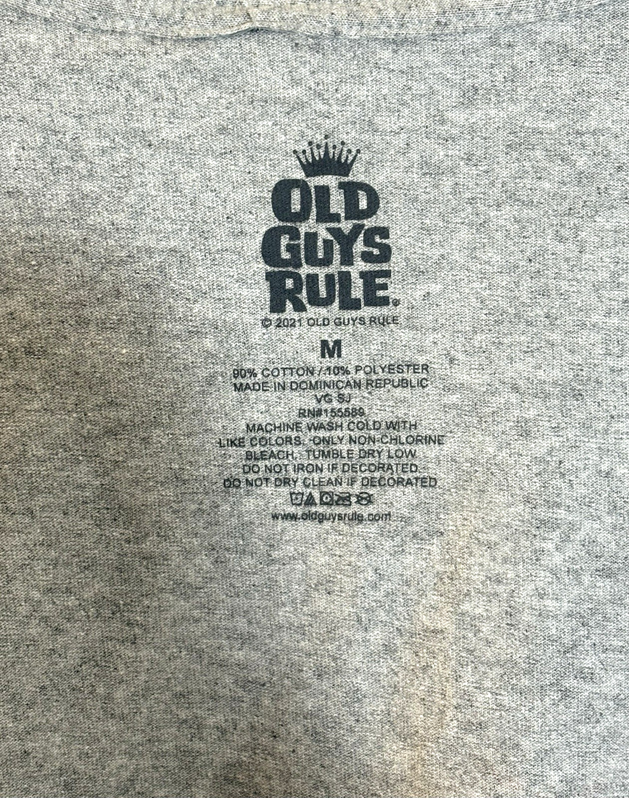 NWT Old Guys Rule Men's Medium Old Dogs Rule Gray S/S Graphic T-Shirt Tee gallery