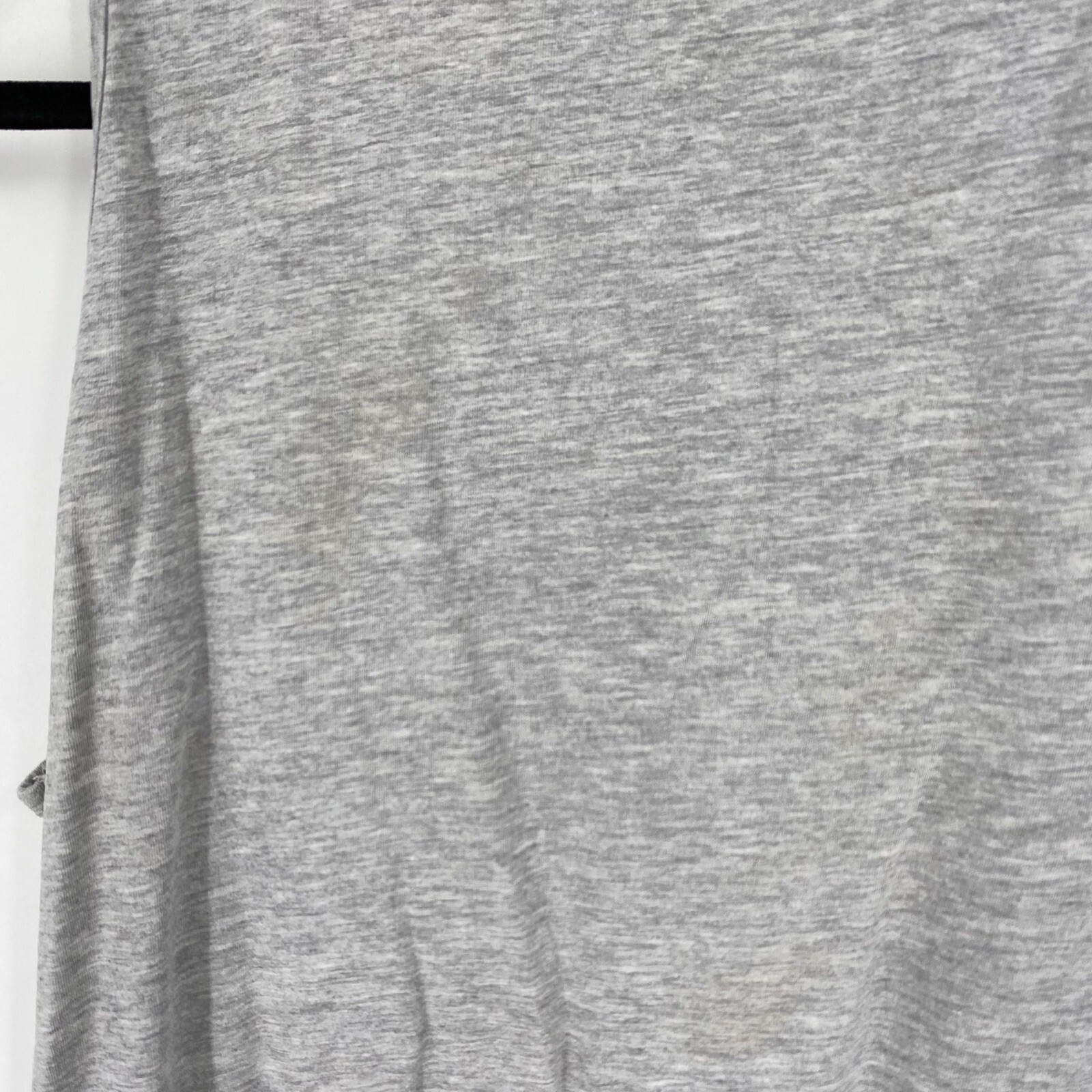 Man BooHoo Men Men’s Scoop Neck Gray Sleeveless Shirt size M gallery