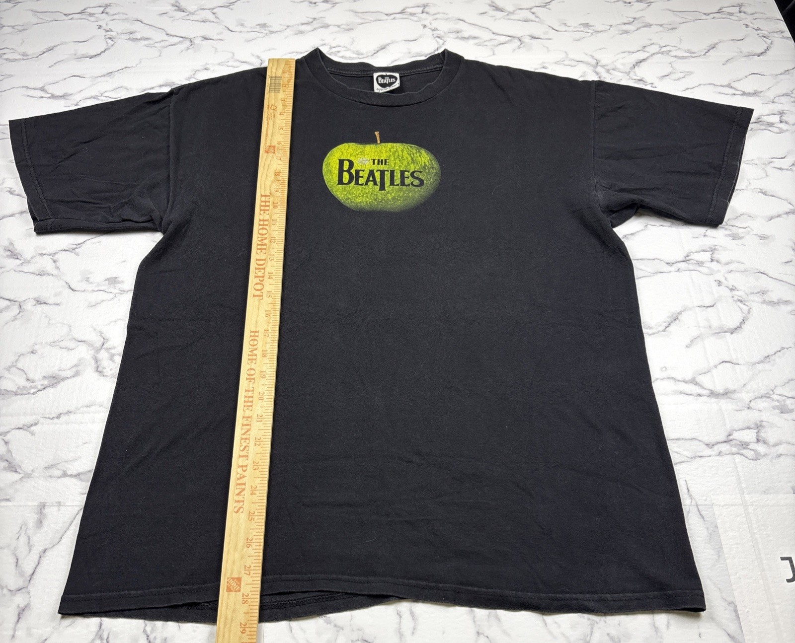 VTG 2008 The Beatles Apple Records Faded Green Apple Black Band Promo T-Shirt XL gallery