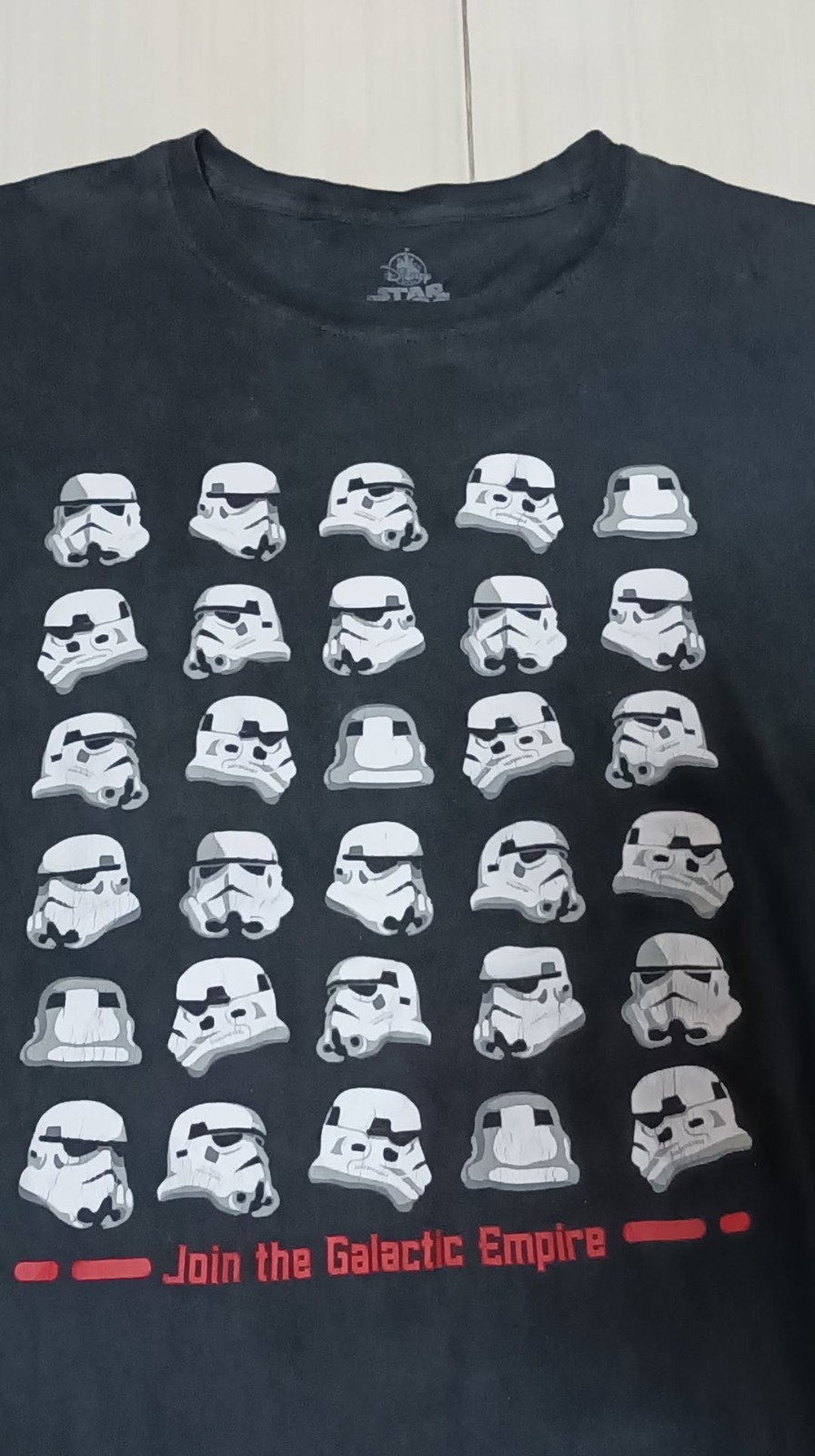 Vintage Disney Star wars Stormtrooper T shirt gallery