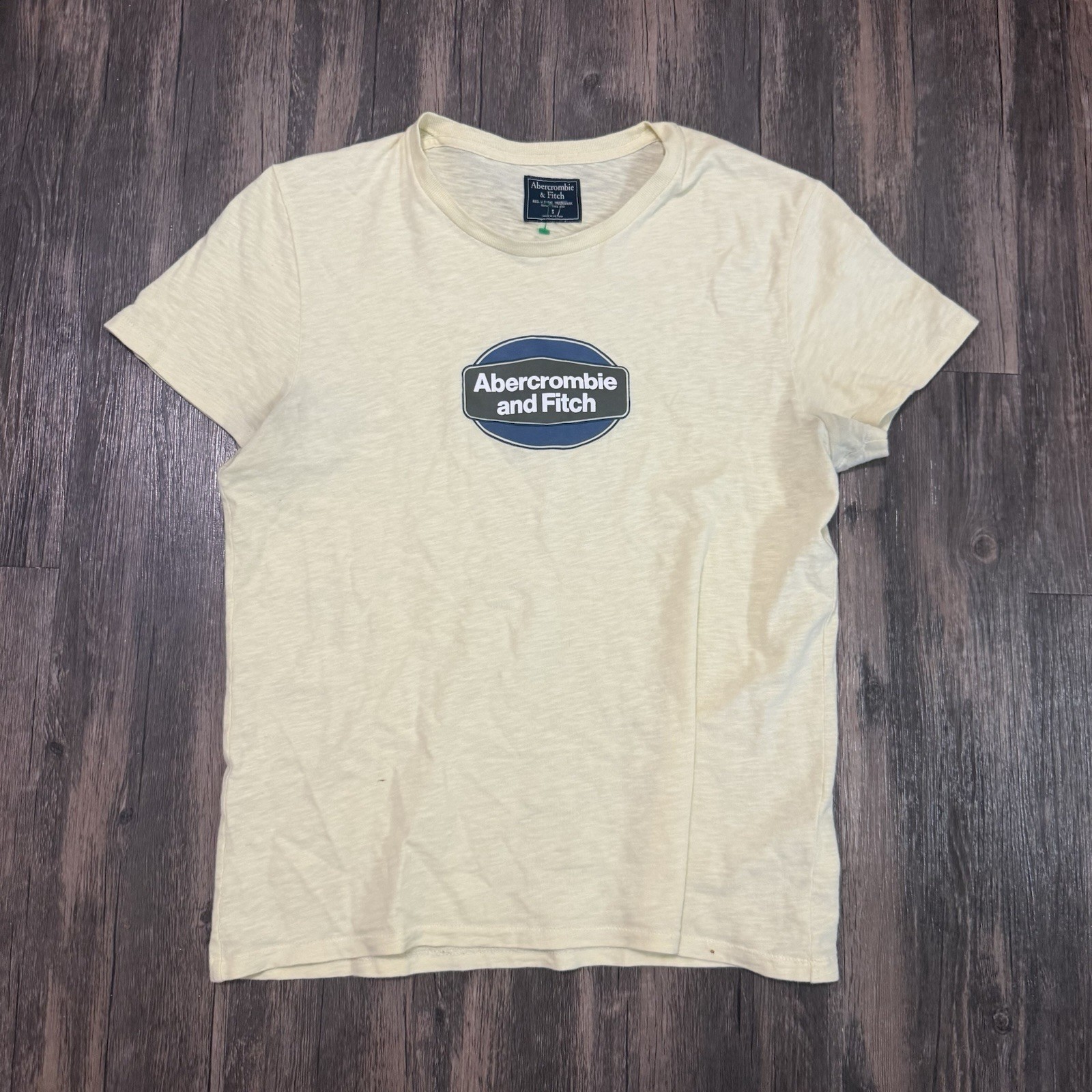 Abercrombie And Fitch T Shirt Men’s S Graphic Logo Classic Tee Y2K Pale Yellow