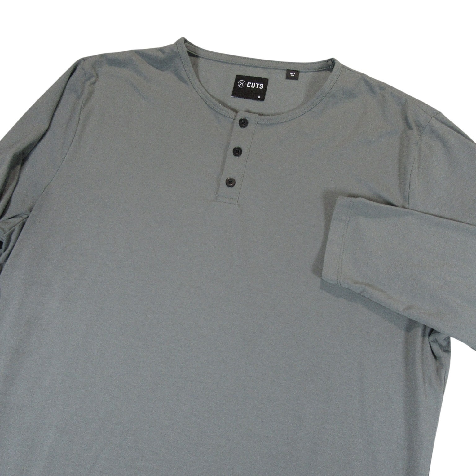 Cuts Mens Henley Shirt XL Gray Stretch Polyester Cotton Button Logo Long Sleeve gallery