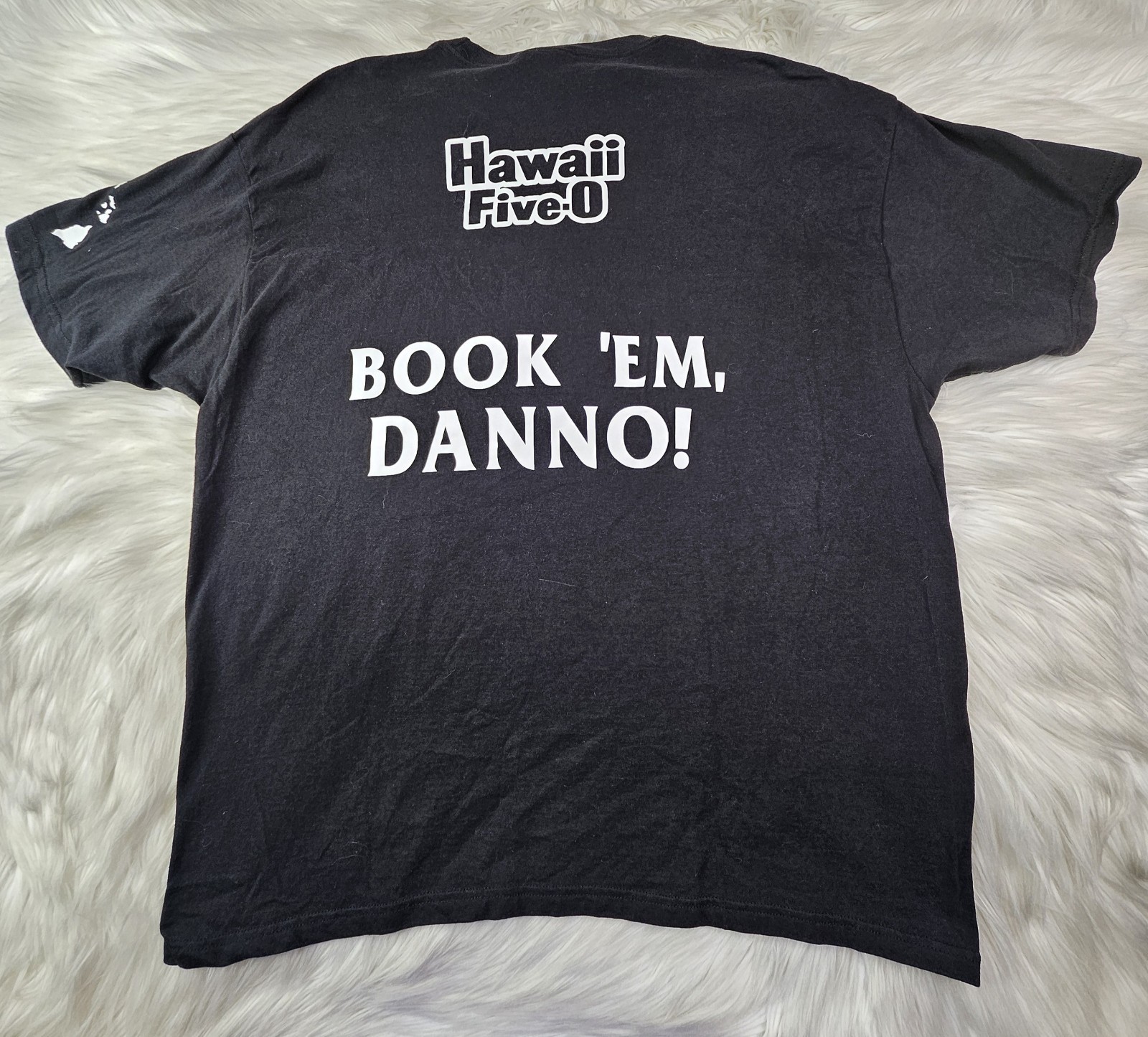 Vntg Hanes Heavyweight Hawaii Five-O Book 'em Danno! (XL) gallery