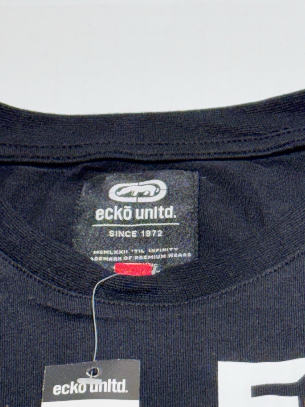 ECKO UNLTD S/S MULTI-COLOR T-SHIRT SZ: LARGE RETAIL $48 BRAND NEW WITH TAGS gallery