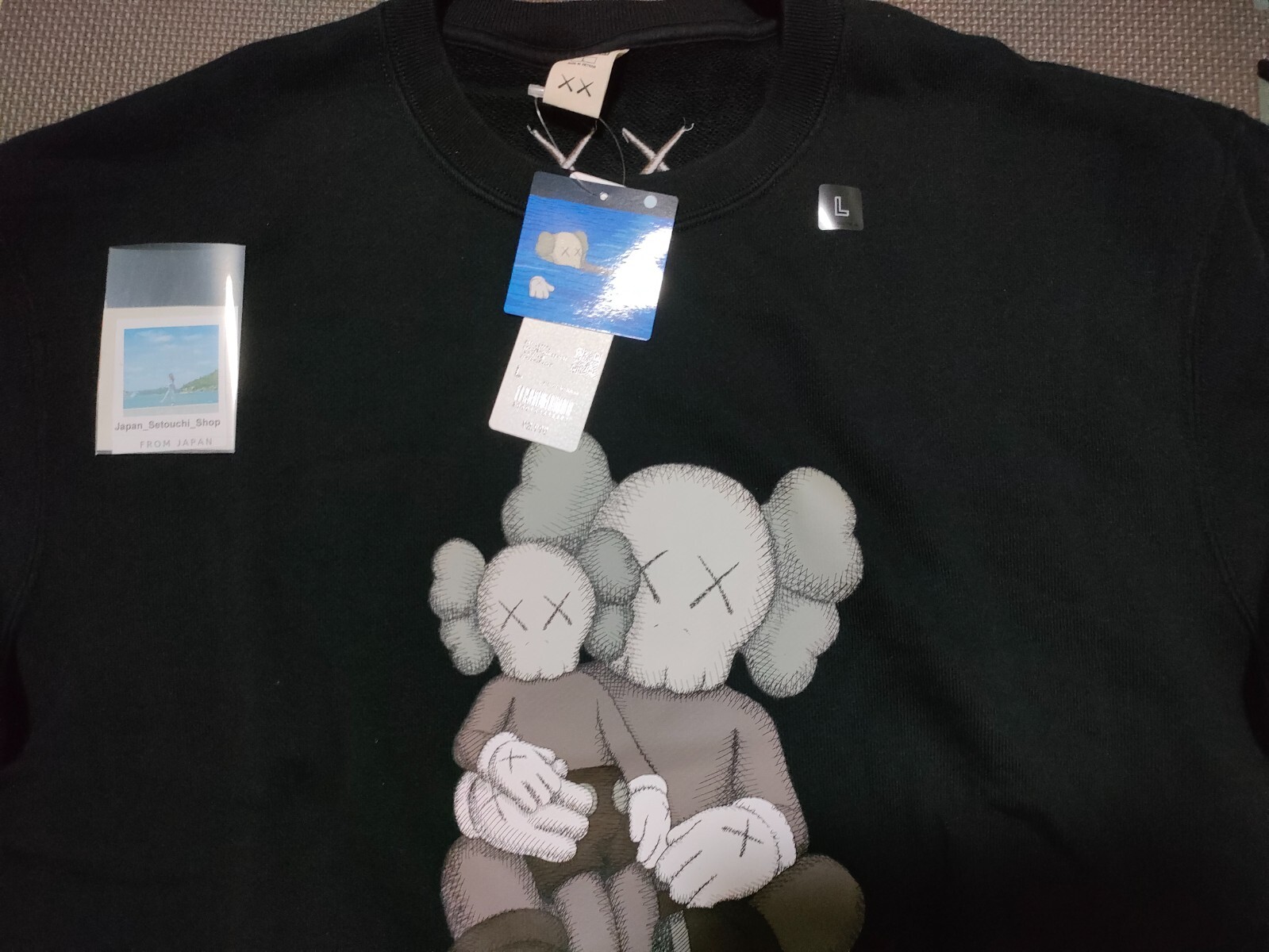 KAWS x UNIQLO sweatshirt NEW gallery