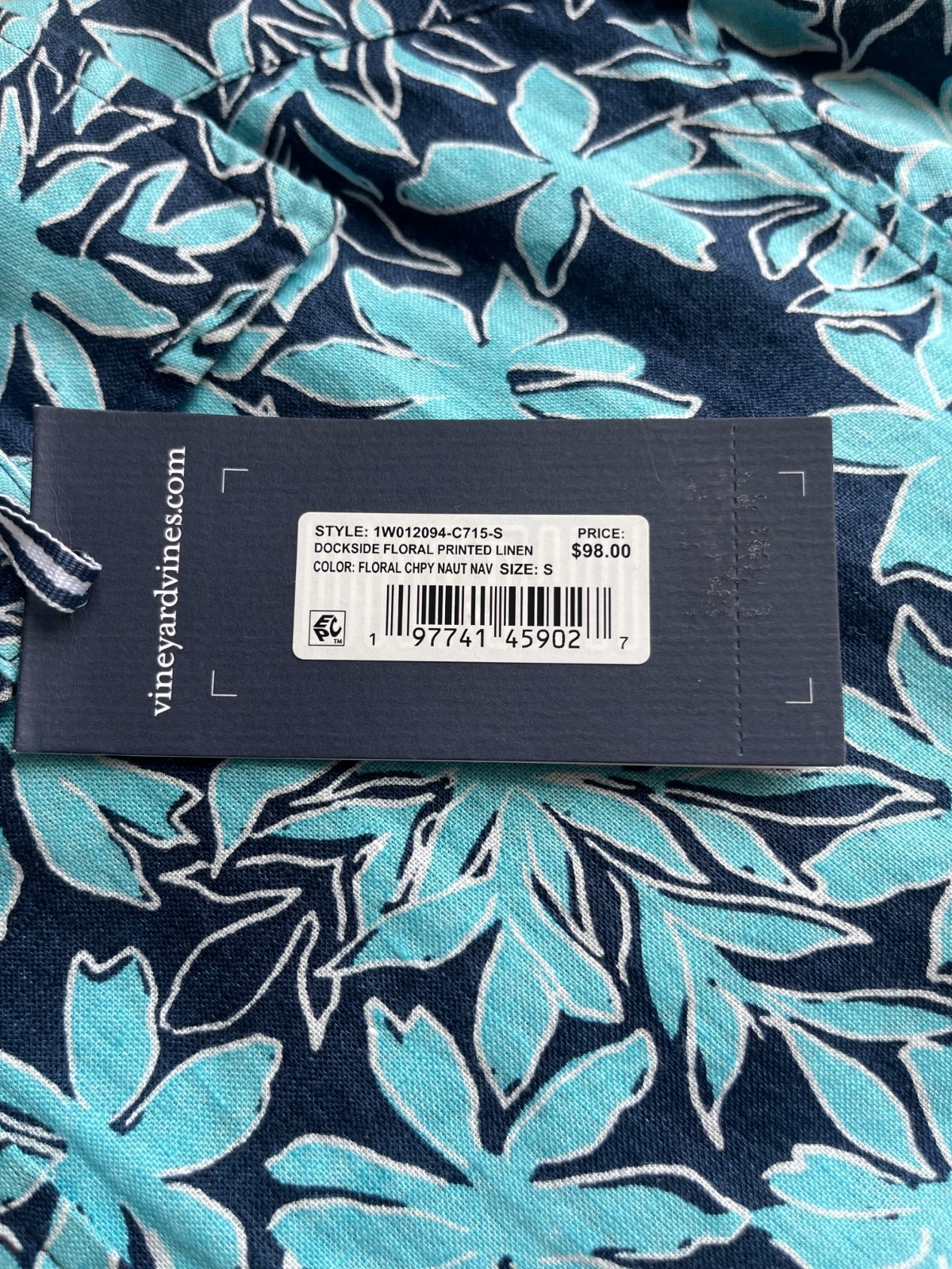 Vineyard Vines Linen Shirt Mens Small Blue Floral Hawaiian Camp NWT Resort gallery