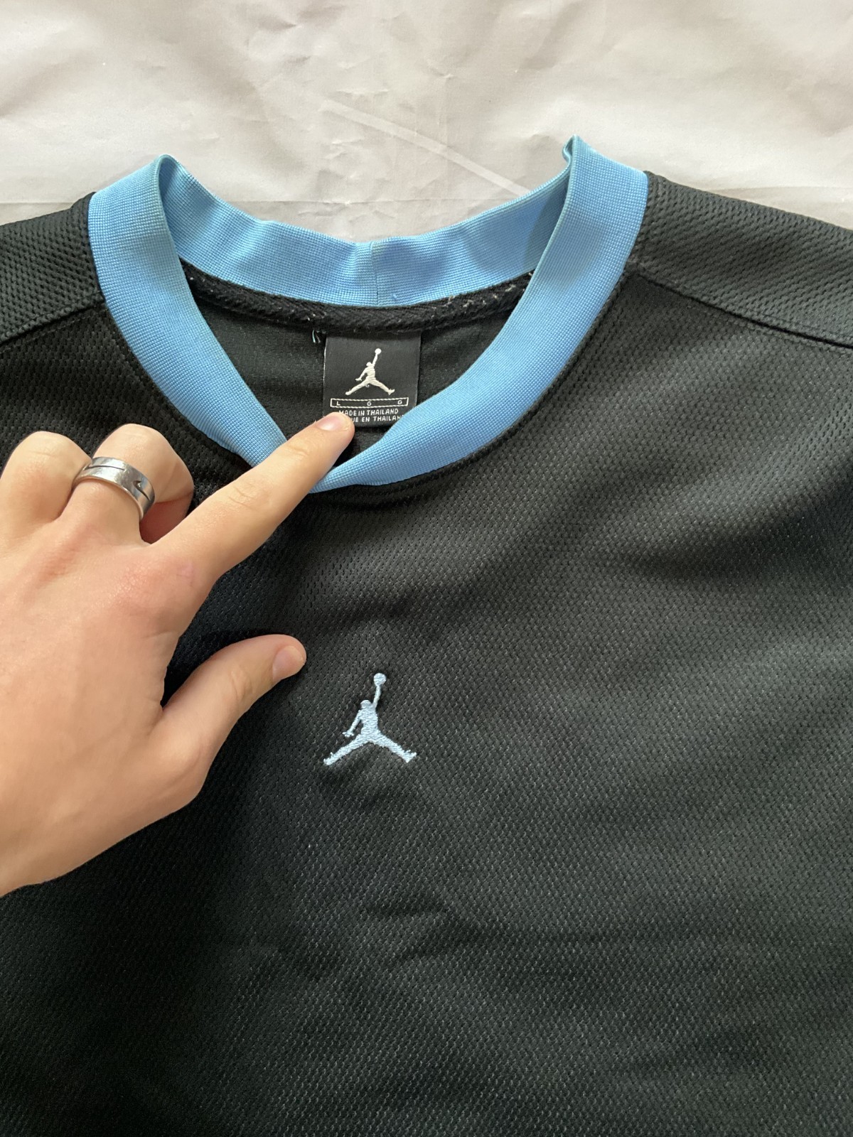 Nike Jordan Y2K Tank Top Vintage Mini Center Logo Size Large gallery