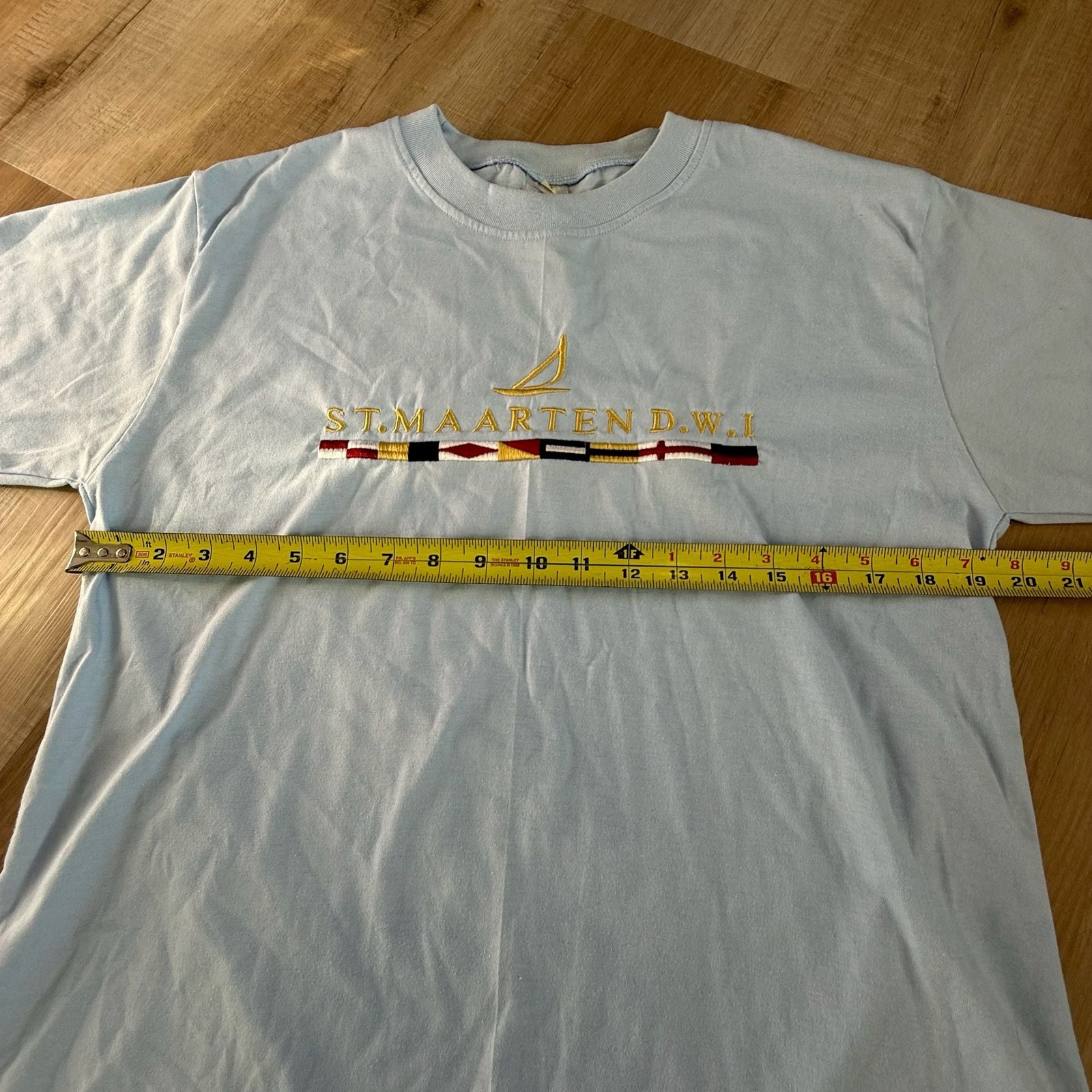 Vintage 90s St. Maarten D.W.I. Embroidered Nautical Flag Souvenir T-Shirt gallery
