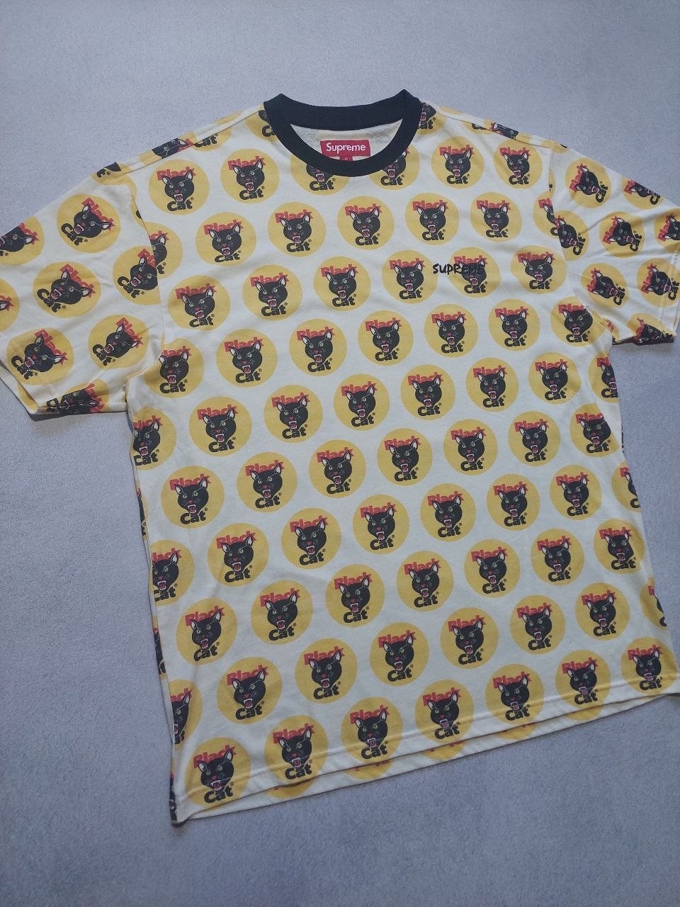 Supreme Ringer Crew Neck T Shirt Yellow Black Cat Fireworks Logo S/S Top M SS24 gallery