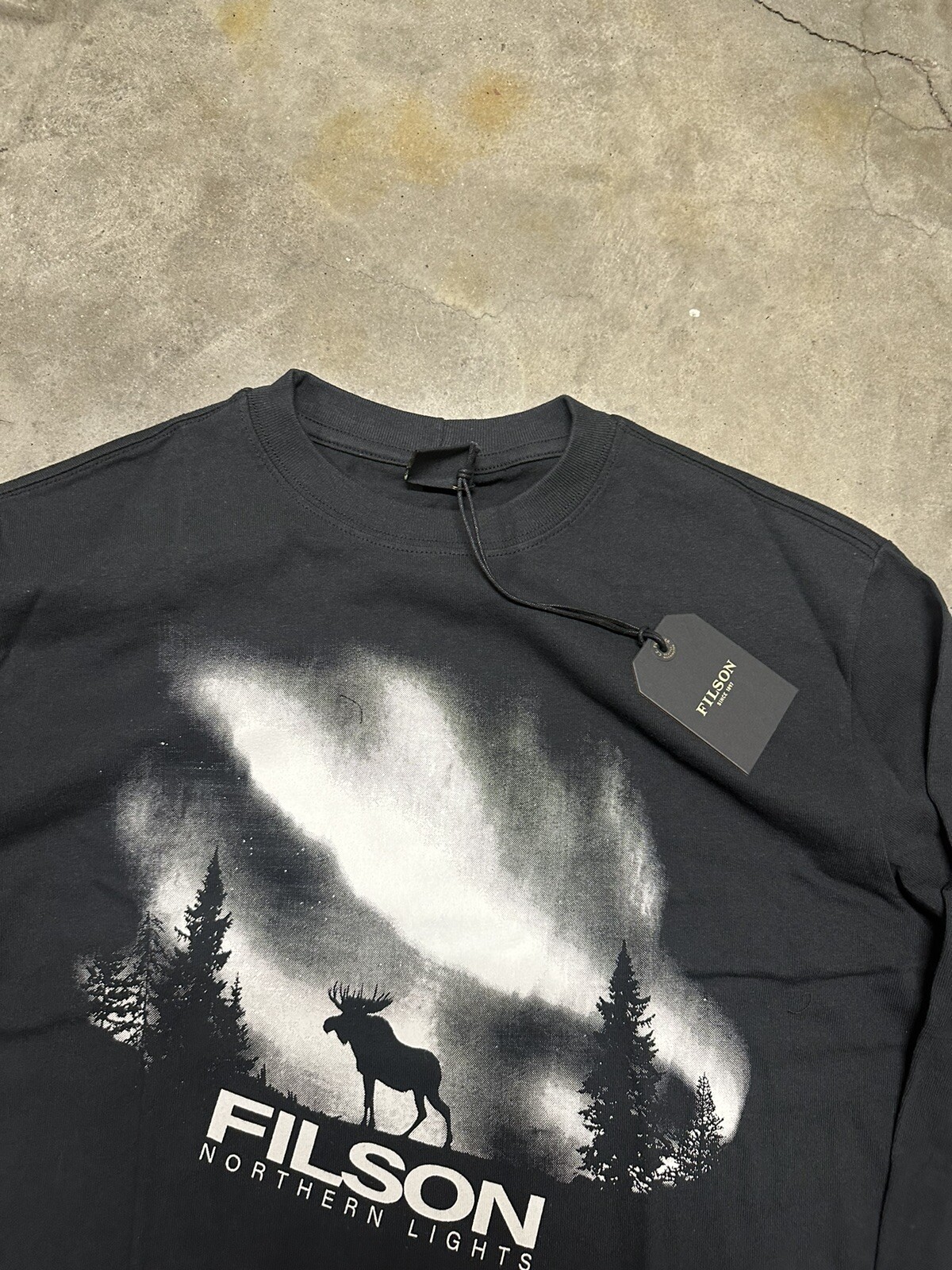 NWT Filson Northern Lights Long Sleeve Moose T Shirt Black Made in USA Outdoors gallery
