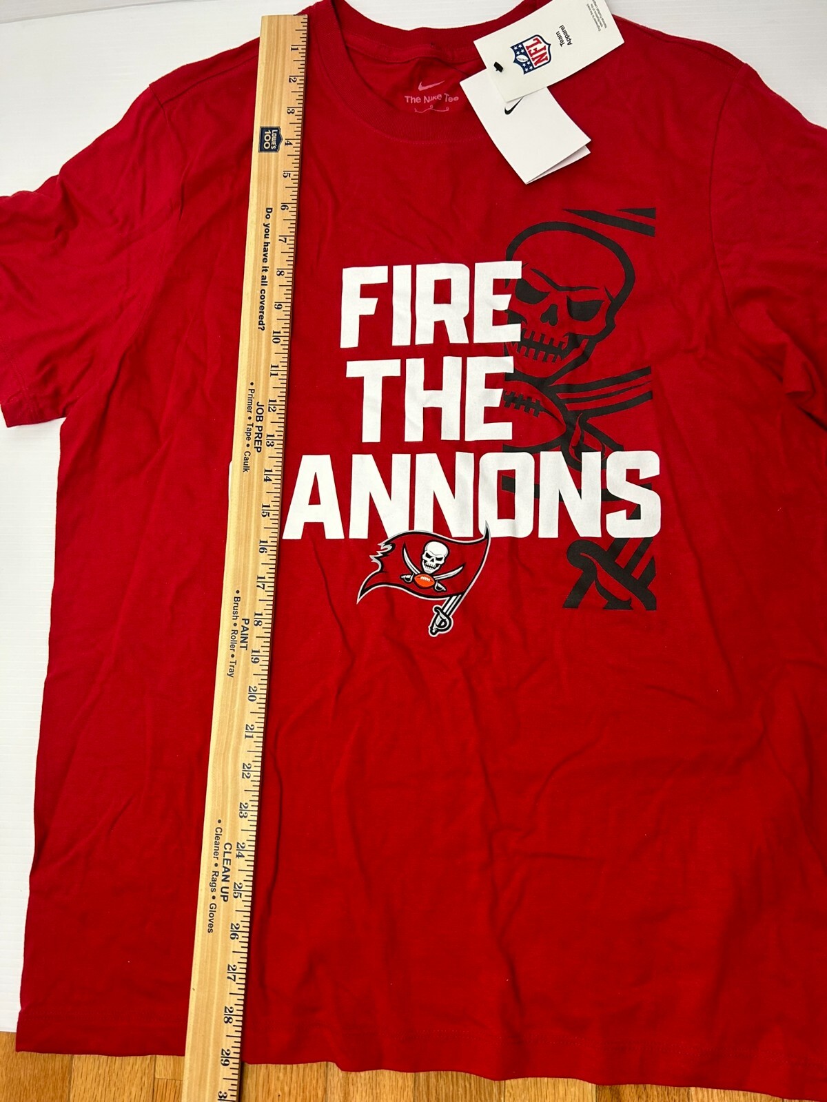 The Nike Tee Tampa Bay Buccaneers Fire The Cannons Red T-Shirt Mens Size Large gallery
