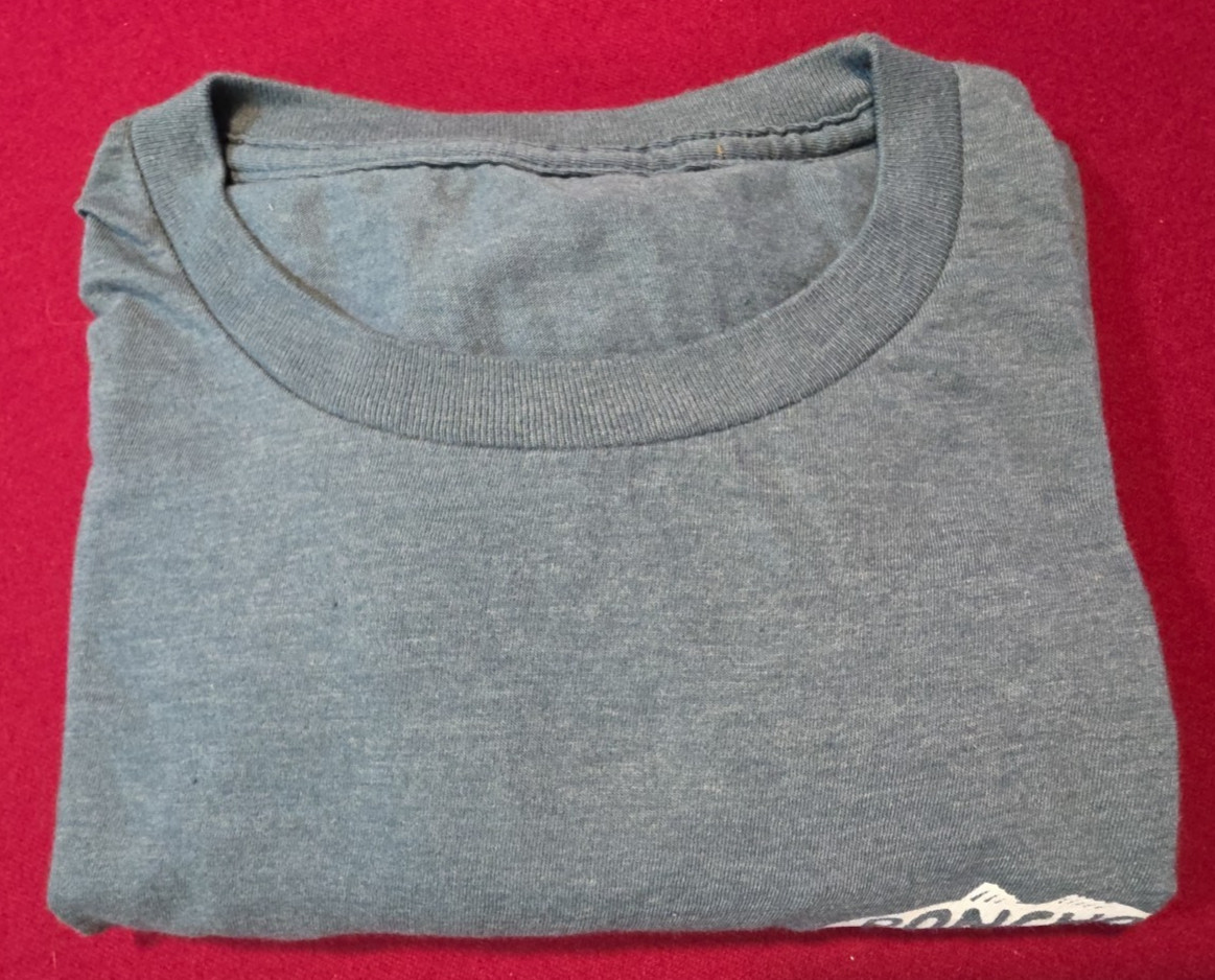 Poncho Outdoors Fishing T-Shirt Mens XL Gray Short Sleeve Cotton Blend Crewneck gallery