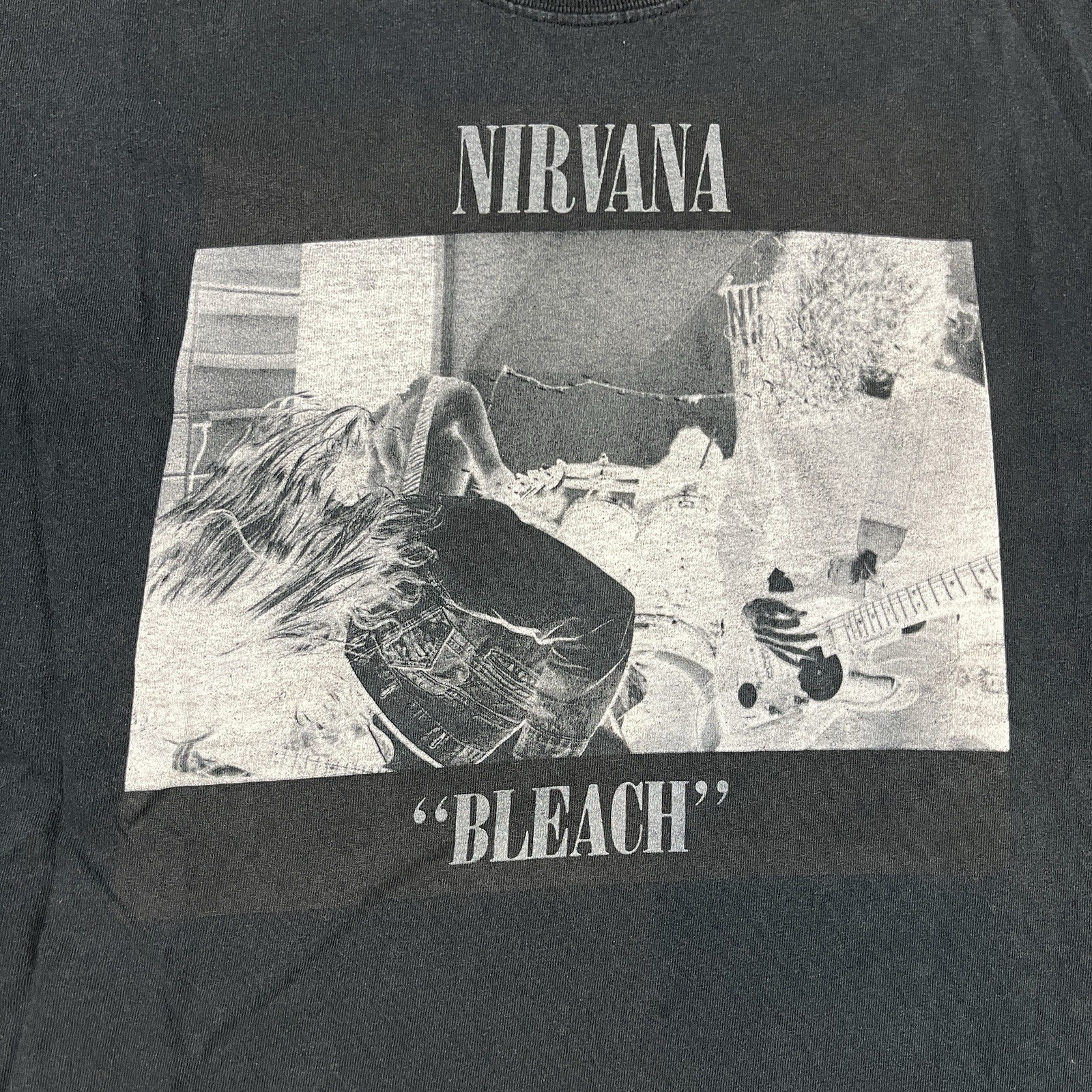 Nirvana T Shirt Mens XL Black Bleach Grunge Y2K Preowned gallery