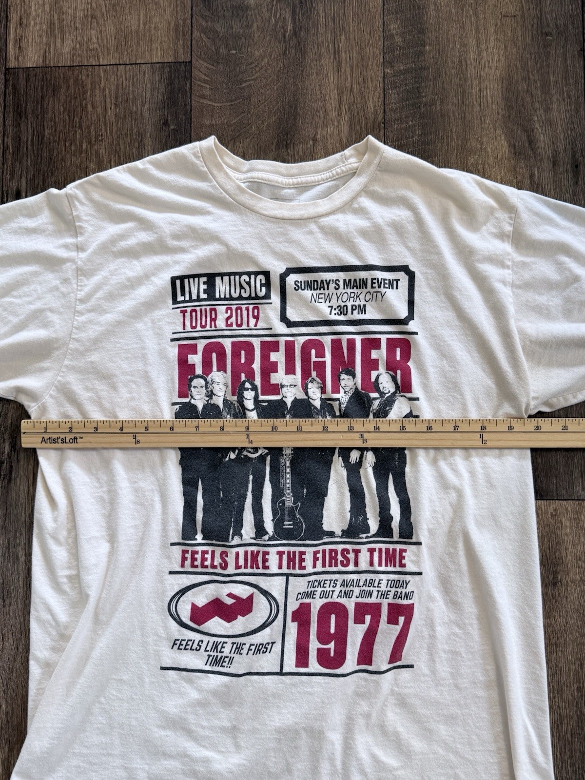 Foreigner 2019 Tour Men's Off White L Cotton Graphic T-Shirt The Thread Shop gallery