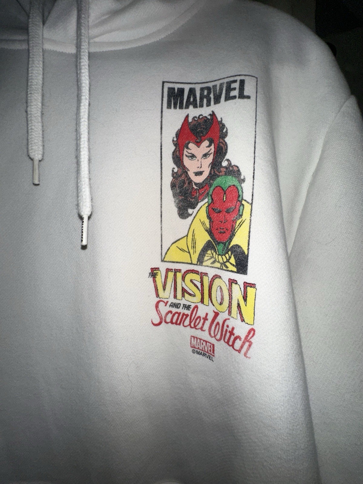 Marvel WandaVision Scarlet Witch & Vision retro 50s pullover hollister medium gallery