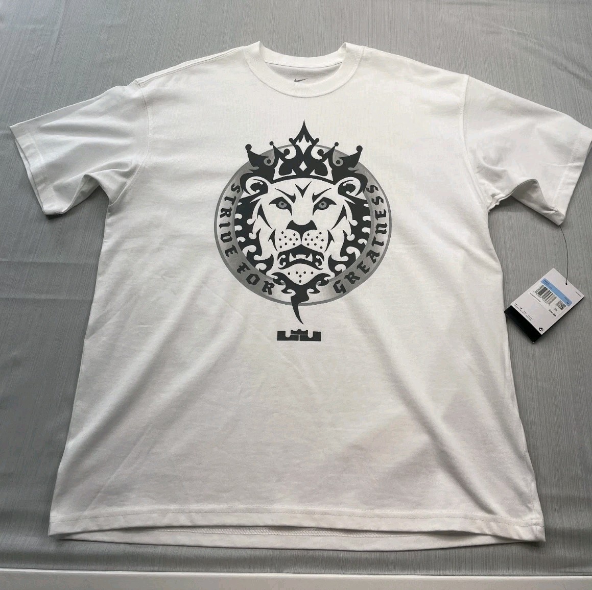 Mew Mens Nike LeBron Max90 Basketball T-Shirt Men’s Size Medium Retro Boxy Fit