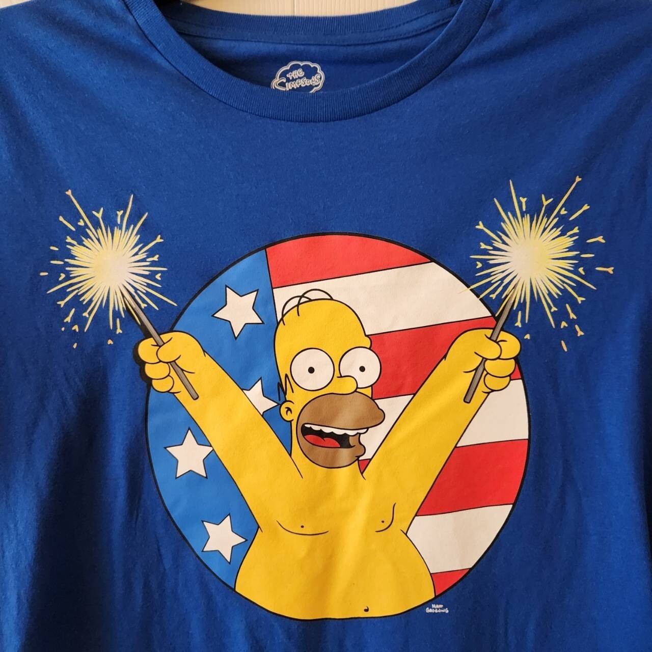 The Simpsons Homer Flag and Sparklers T-Shirt Size Large Blue gallery