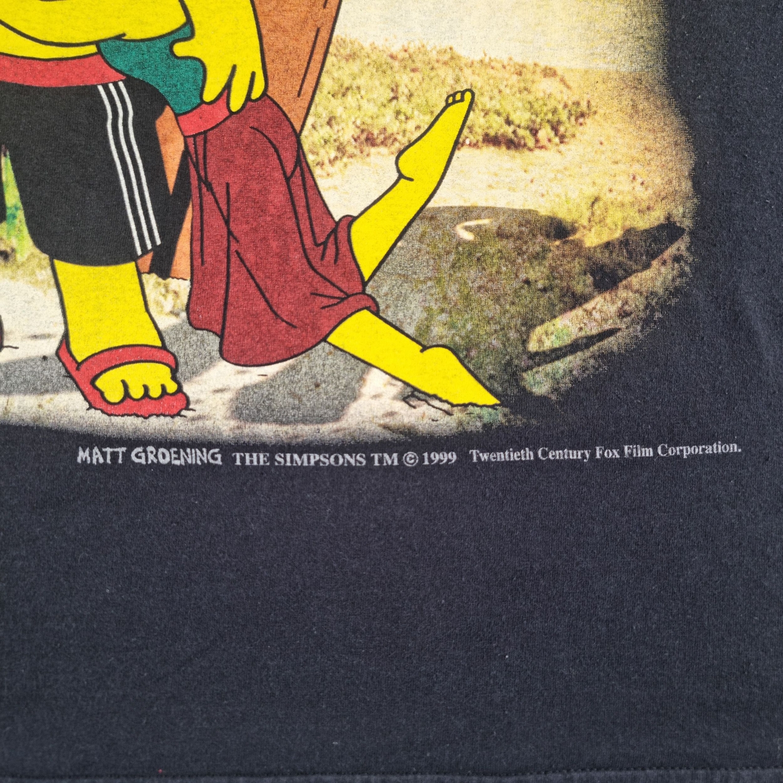 Vintage 1999 The Simpsons T-Shirt Homer and Marge gallery