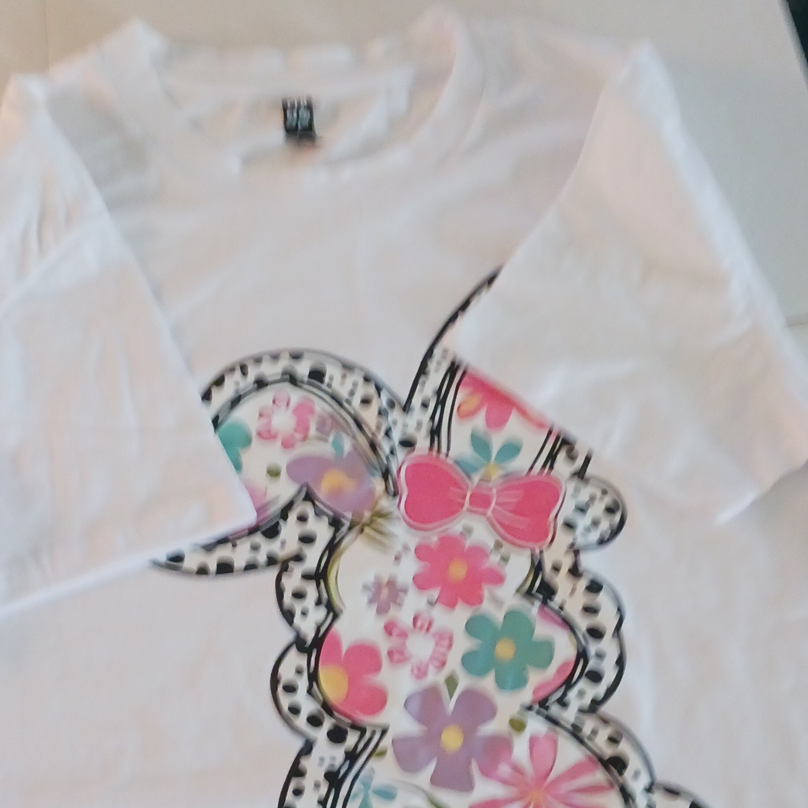 PFR New York Womens L White Crew Neck Floral Bunny Graphic T-Shirt gallery