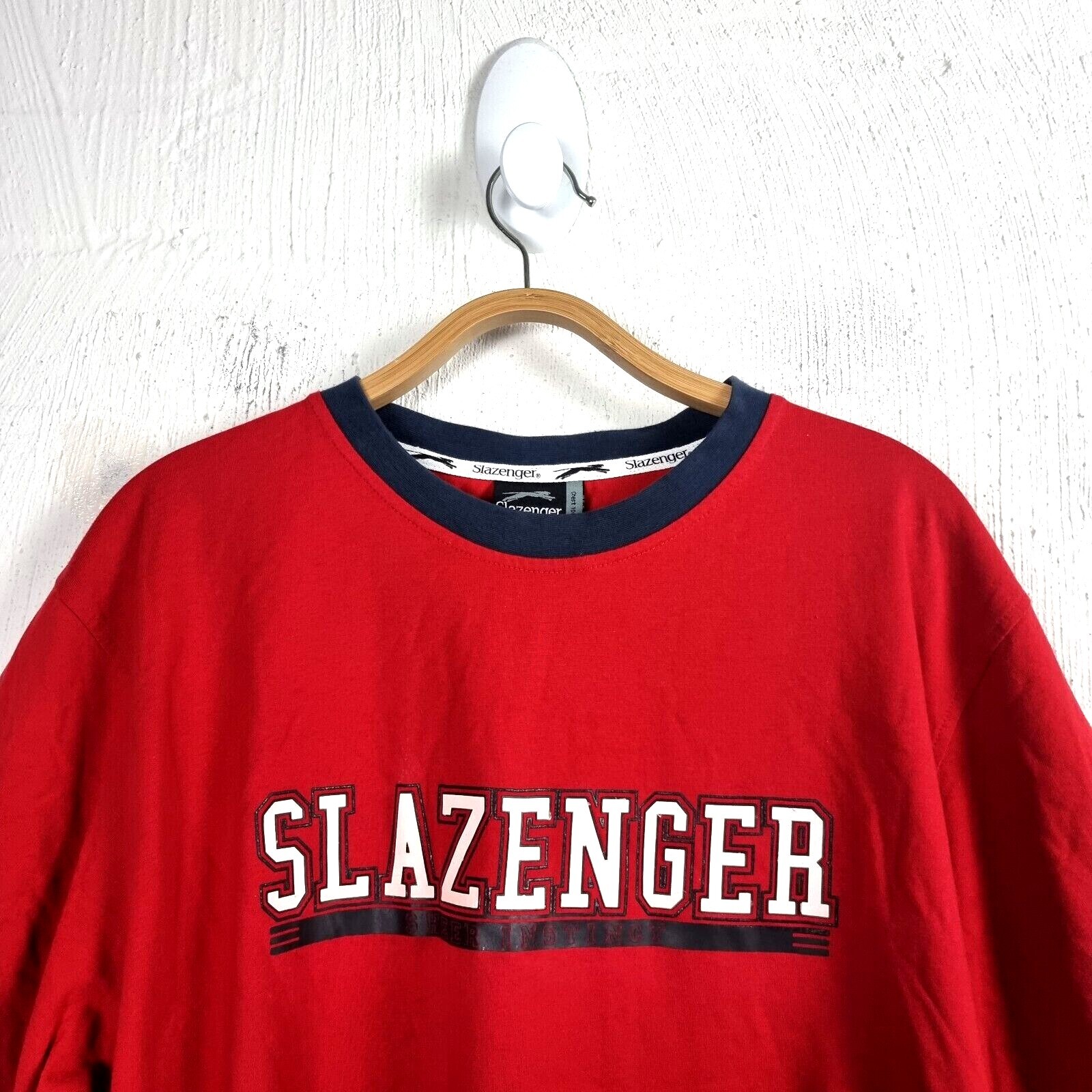 New SLAZENGER Mens T-Shrt Size L Red Stretch Knit Short Sleeve gallery