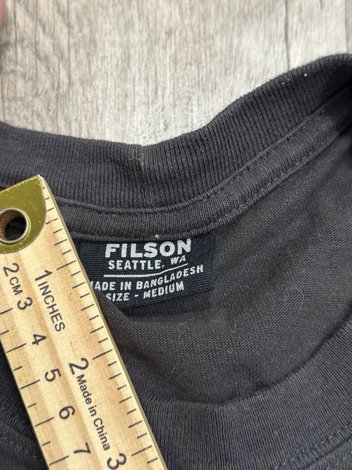 Filson Men’s Pocket Tee (lot Of 2) Heathered Gray , Washed Black Size Medium gallery
