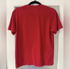 Kaws Tokyo First x Uniqlo Tee in Red, Men’s SZ S small high quality tshirt