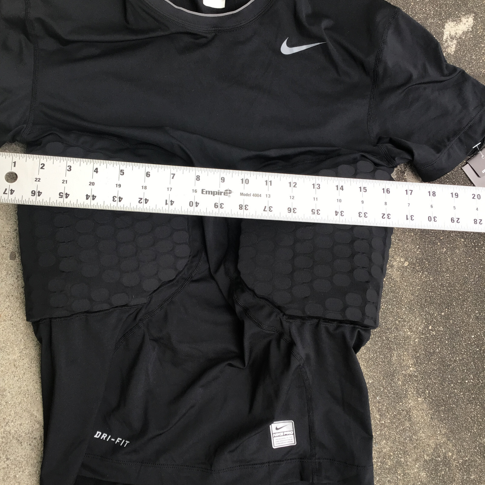 NWT NIKE PRO Men Large Black Compression Base Layer w/ Ribs and Back Padding gallery