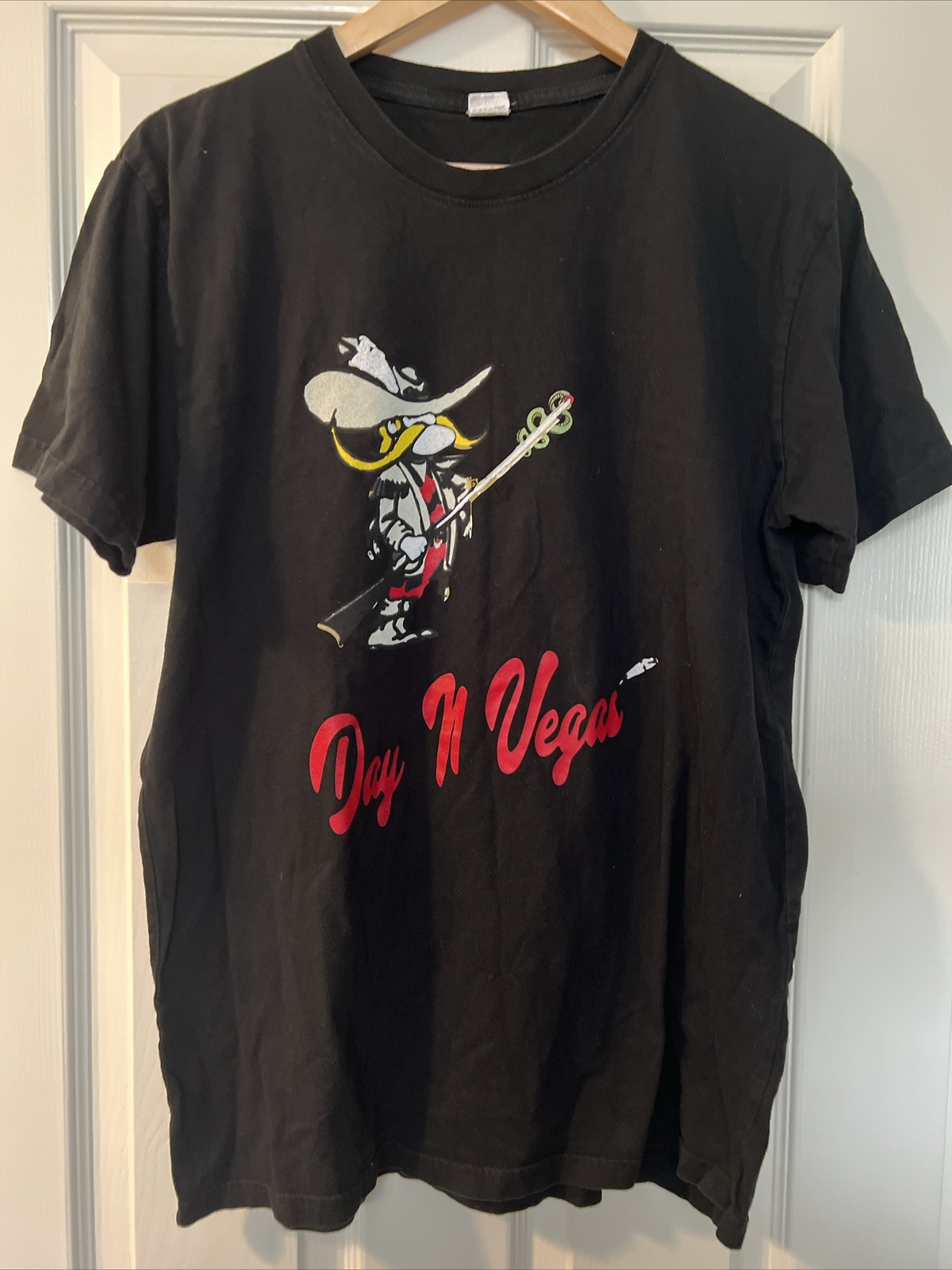 VERY RARE DAY N VEGAS TSHIRT – LARGE – STRICK WOKSTAR MOON MAN – SAME DAY SHIP