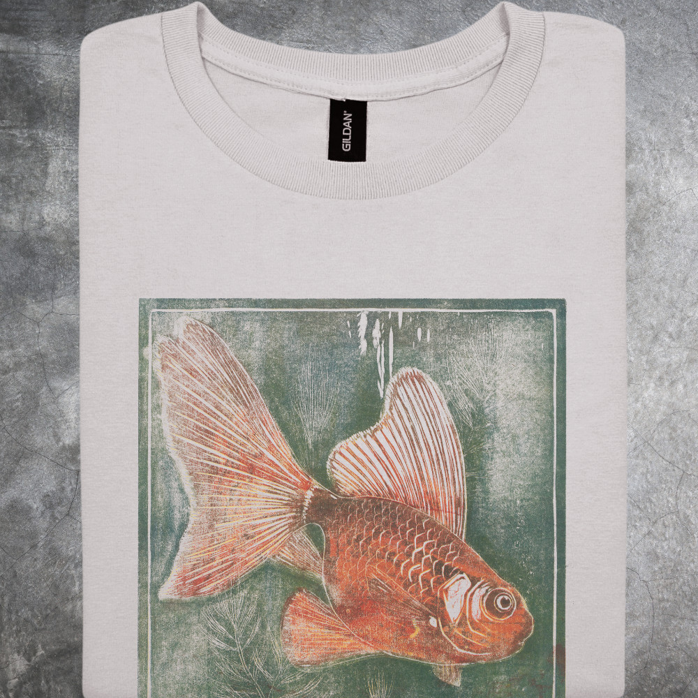 Vintage Fish Shirt Goldfish Water Artwork Tshirt Cotton Crewneck Gray gallery
