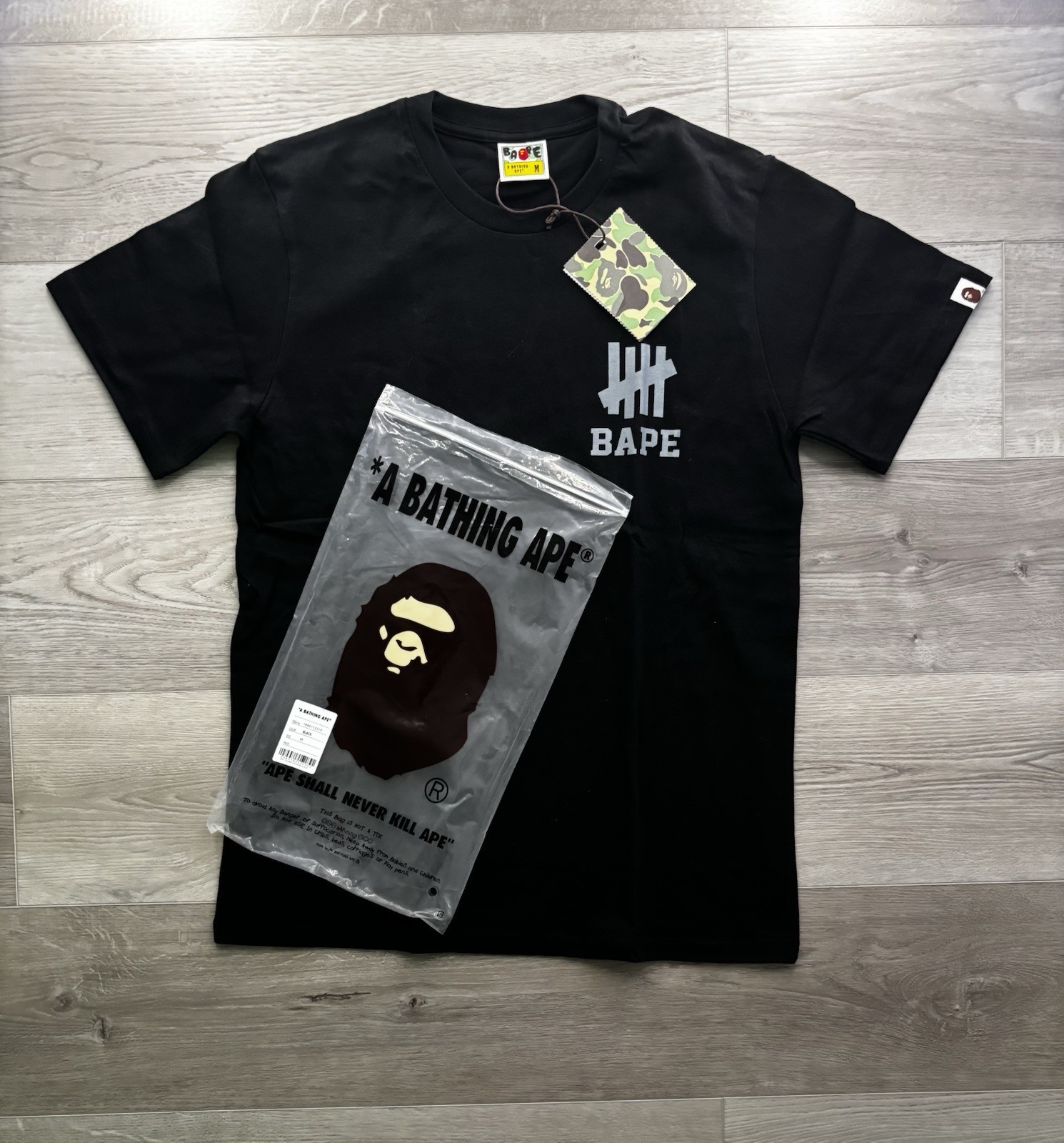 A Bathing Ape BAPE Undefeated Return of the Bape Black Graphic Tee Men's M gallery