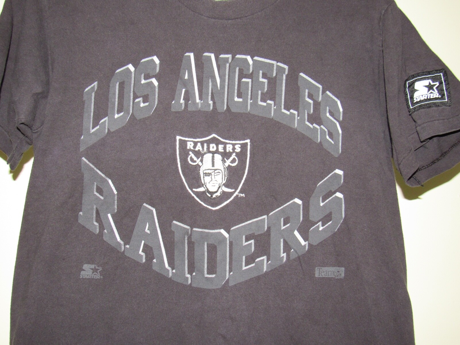 Vintage Starter Los Angeles Raiders Black Shirt made in USA Mens Small 34-36 gallery