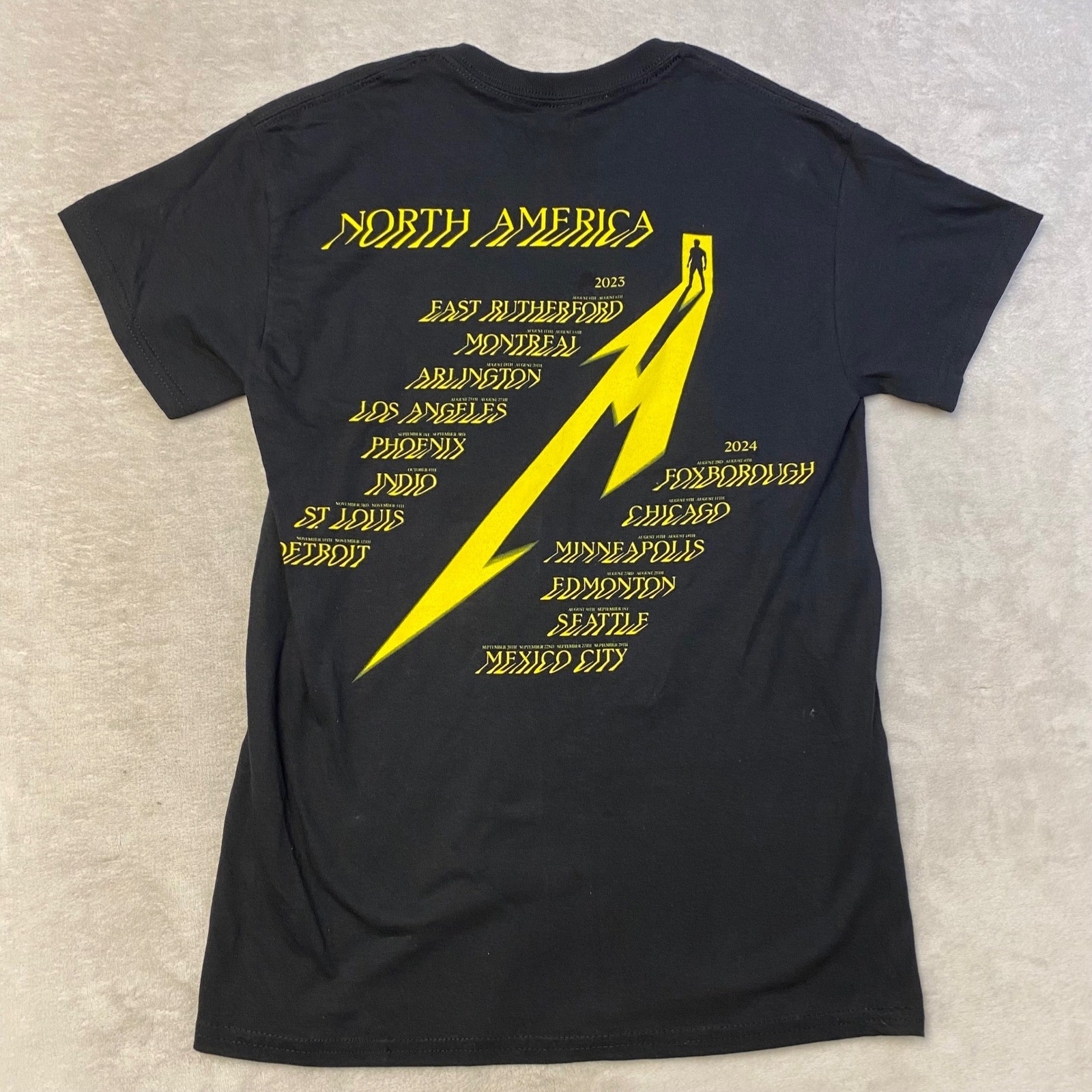 Metallica 2023-2024 Tour T-Shirt Band Tee Concert Graphic Black Small gallery