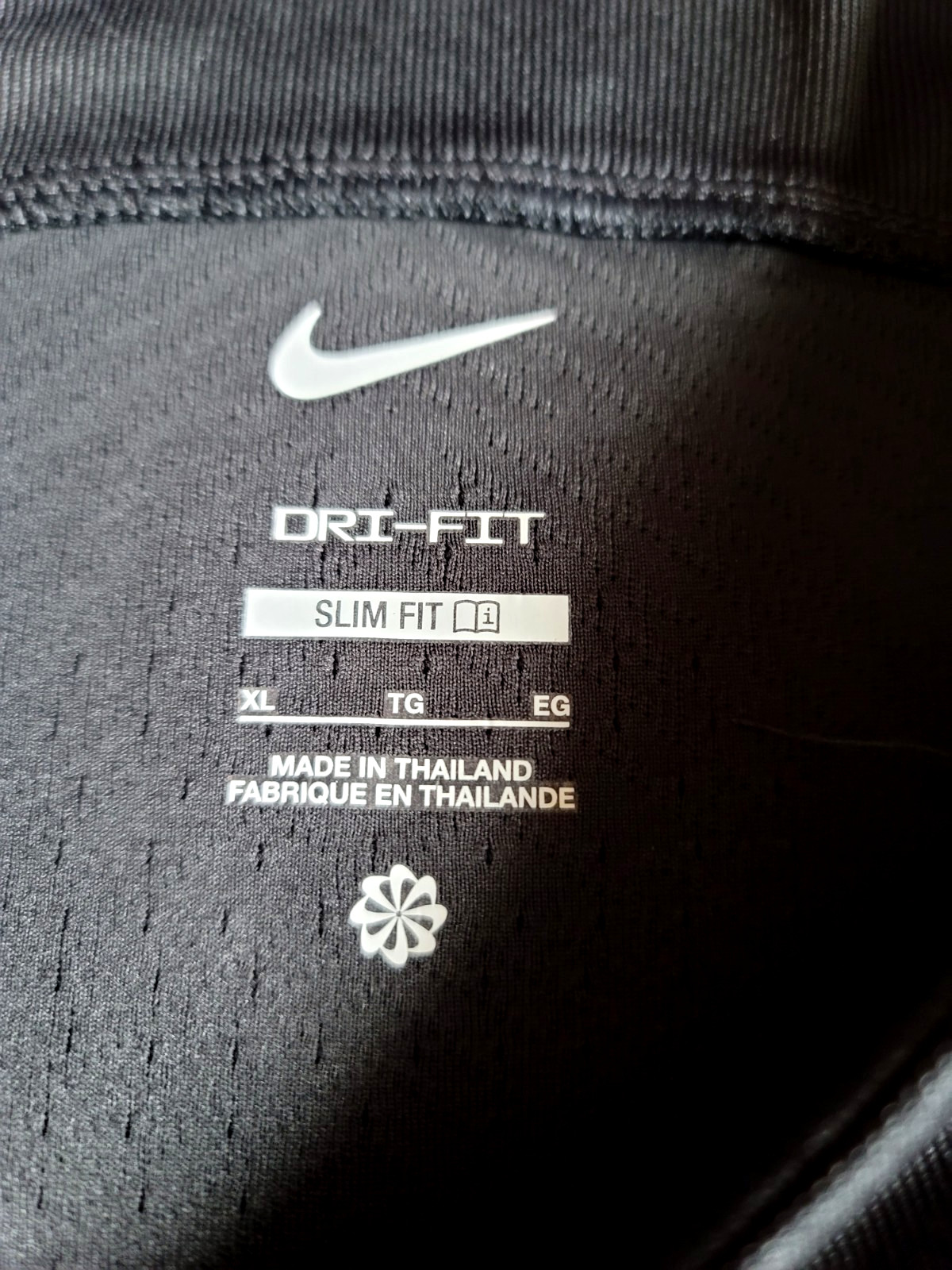 NWT Nike Dri-FIT ADV Vapor 4 Knit Soccer Football Jersey - DR0671-010 - Black XL gallery