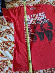 The Texas Chainsaw Massacre M Graphic T-Shirt Leatherface Horror Movie Ripple