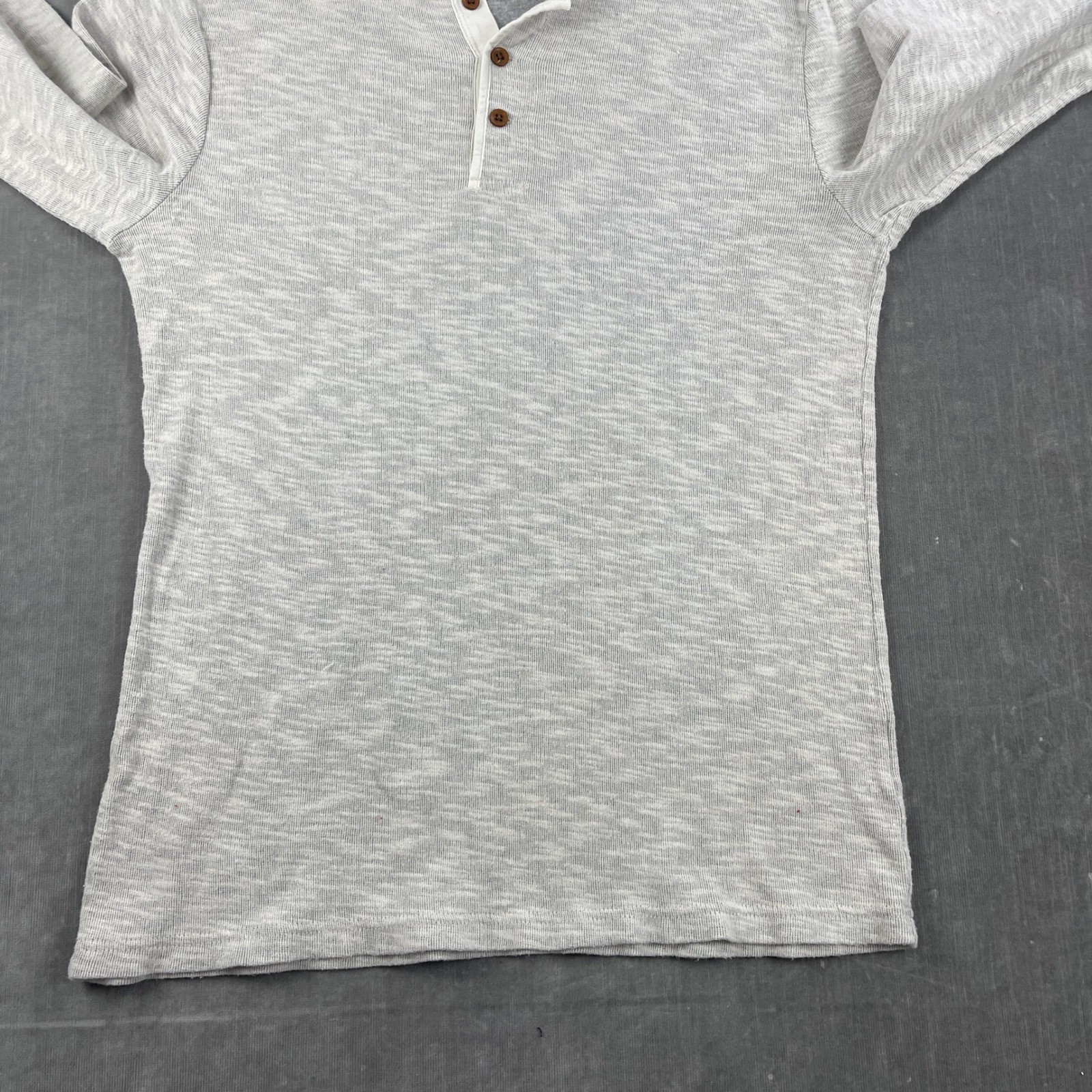Abercrombie & Fitch Mens Large Gray Henley Long Sleeve Ribbed Knit Shirt gallery