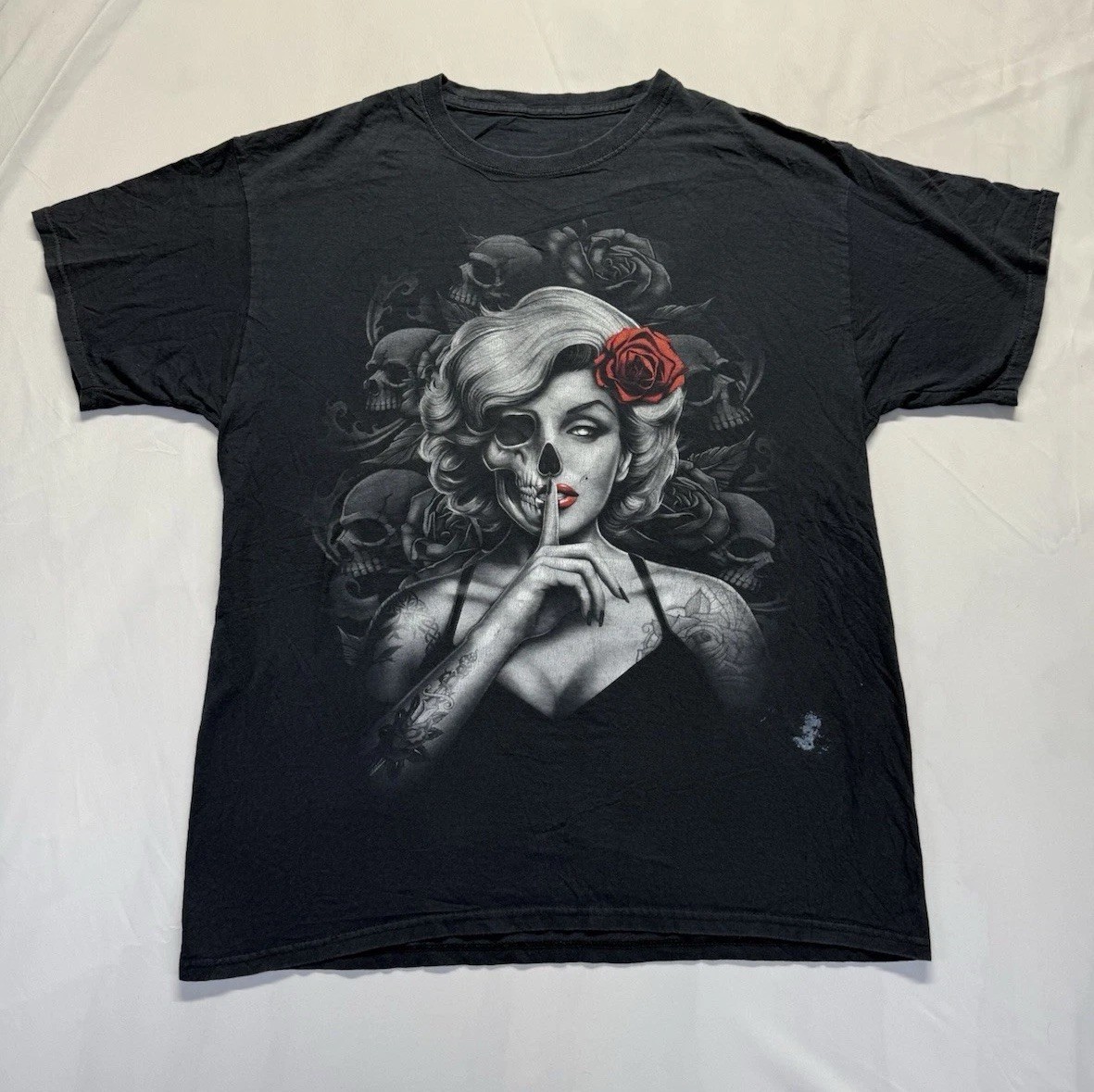 Gothic Skull Woman Black Tee tattoo rose graphic shirt ADULT L missing tag