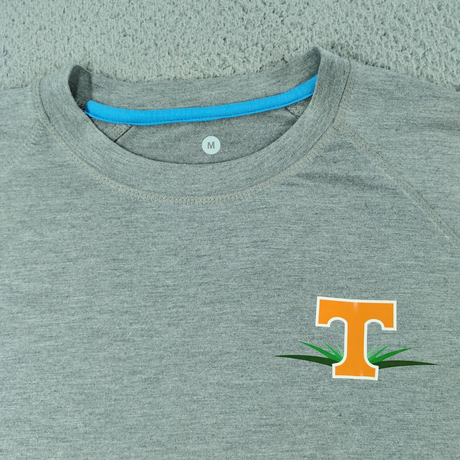 Tennessee Vols Free Fly Shirt Mens Medium Gray Short Sleeve Bamboo Performance gallery